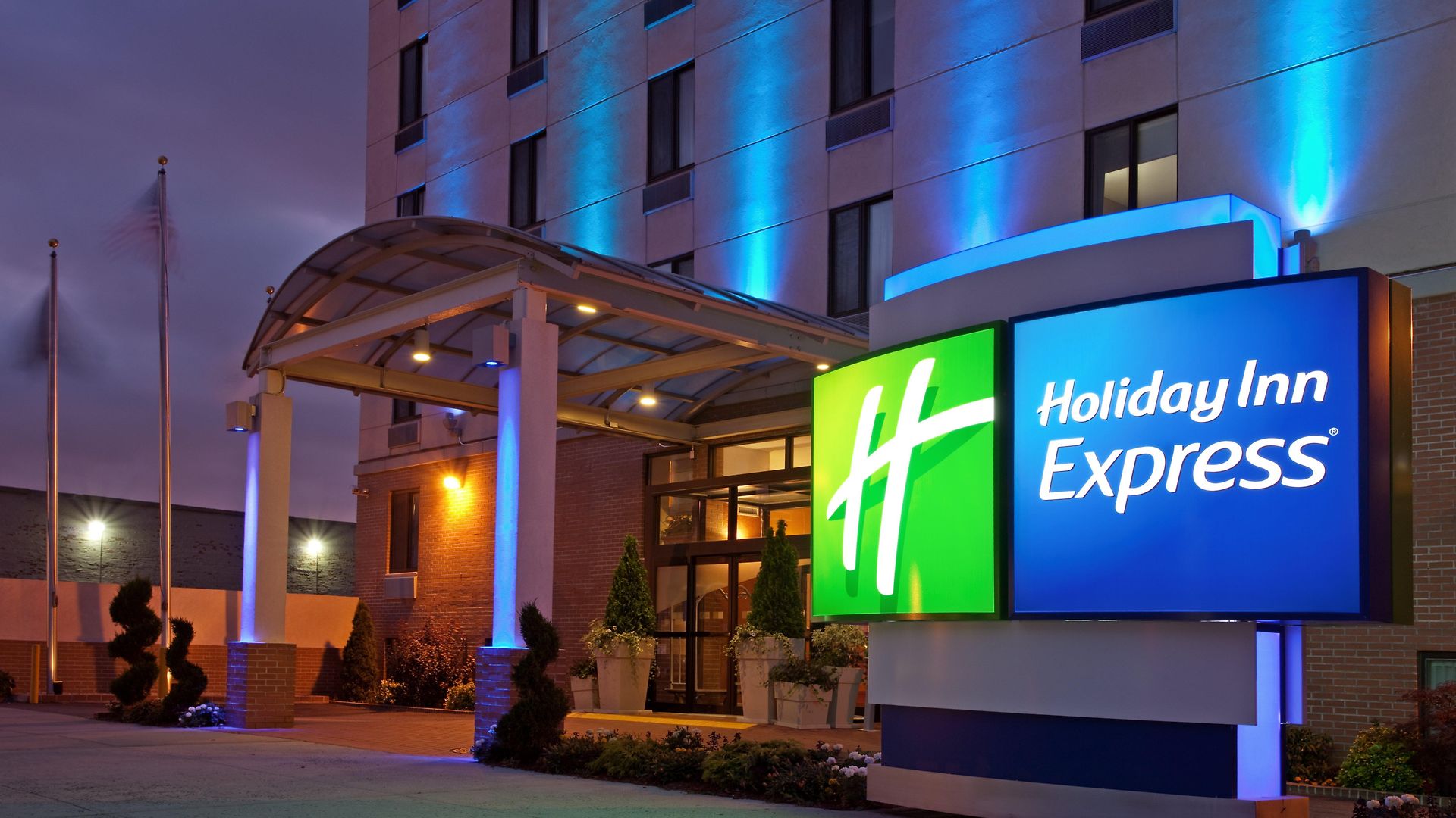 Hotel Express Brooklyn By Ihg