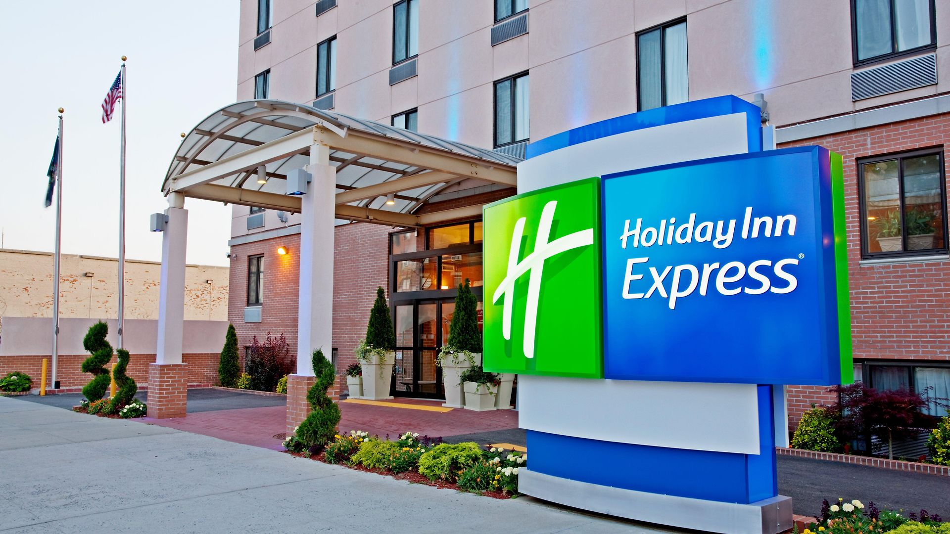Hotel Express Brooklyn By Ihg