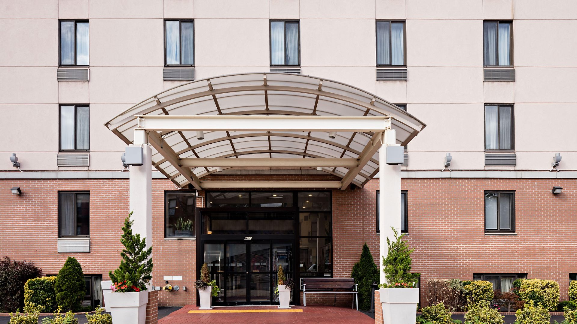 Express Brooklyn By Ihg New York