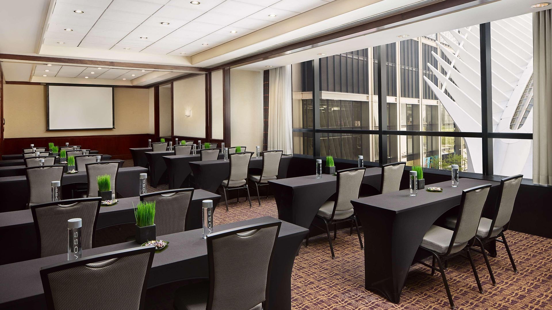 Millennium Downtown Hotel 4*