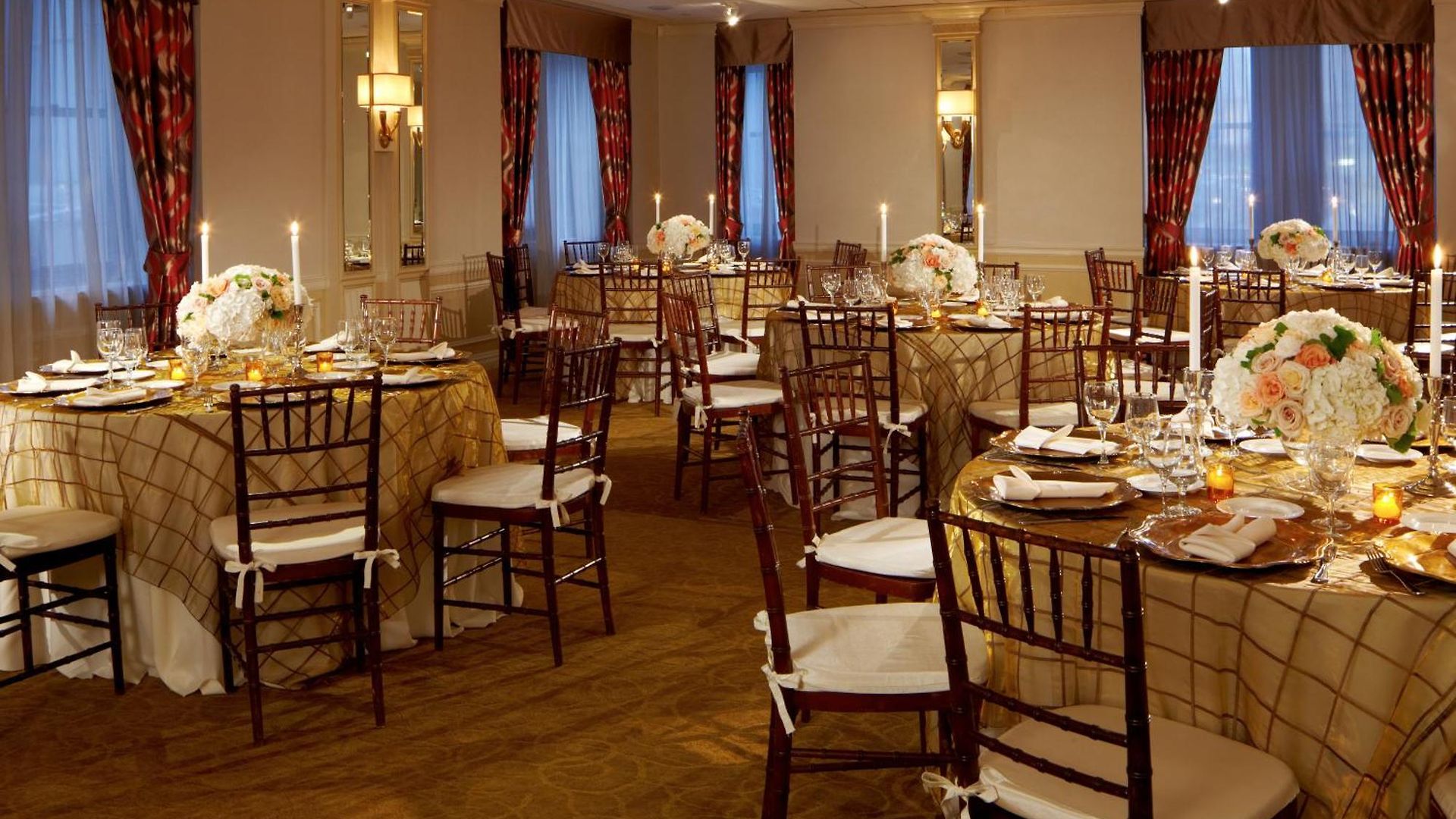 Warwick 4* New York