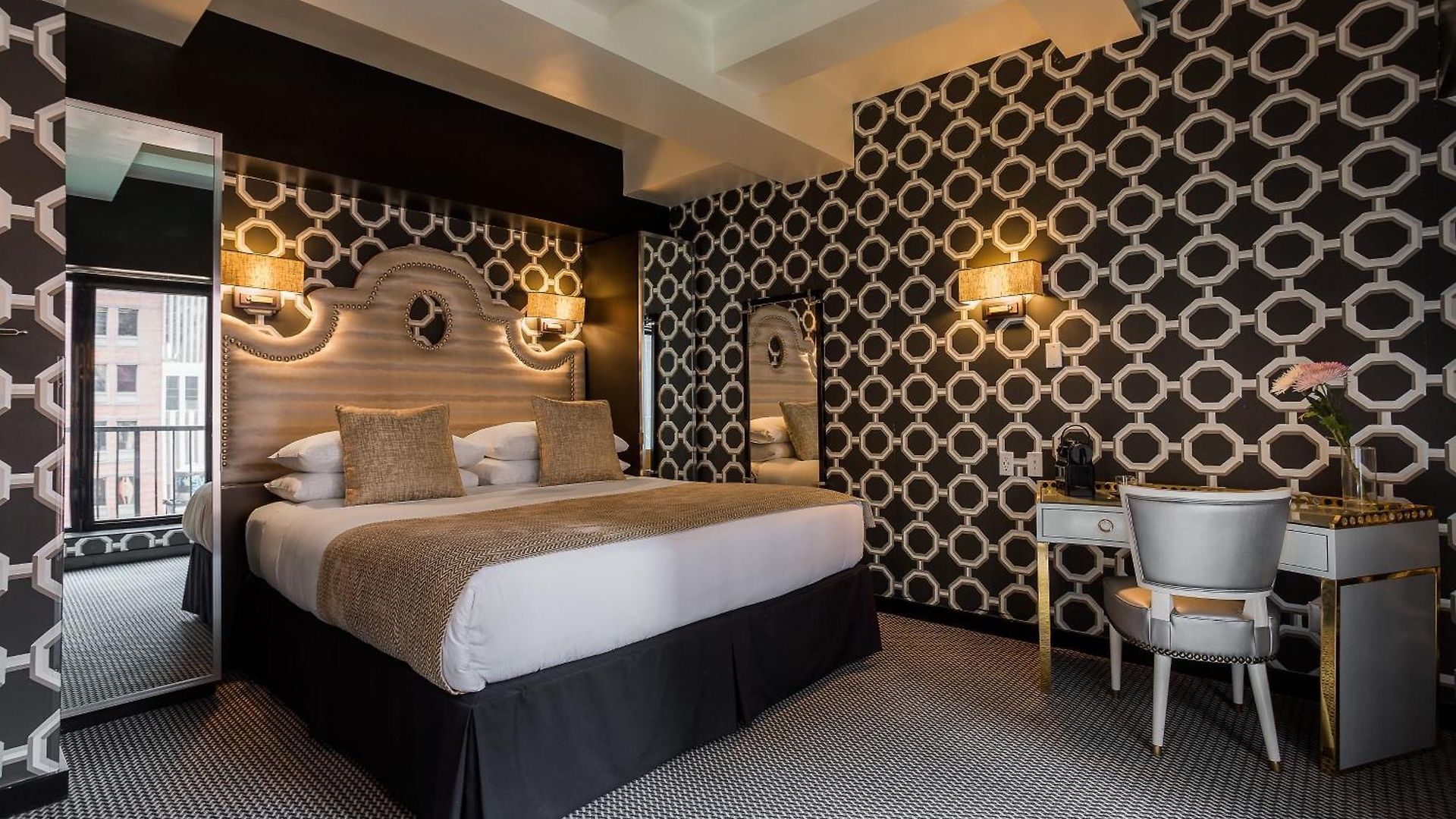 45 Times Square Hotel 3*