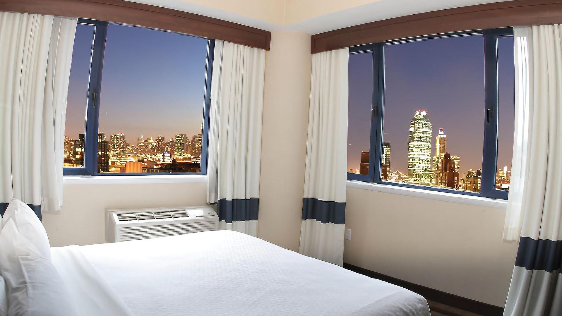 Hotel Vista Lic Hotel, Premier Collection By Western New York
