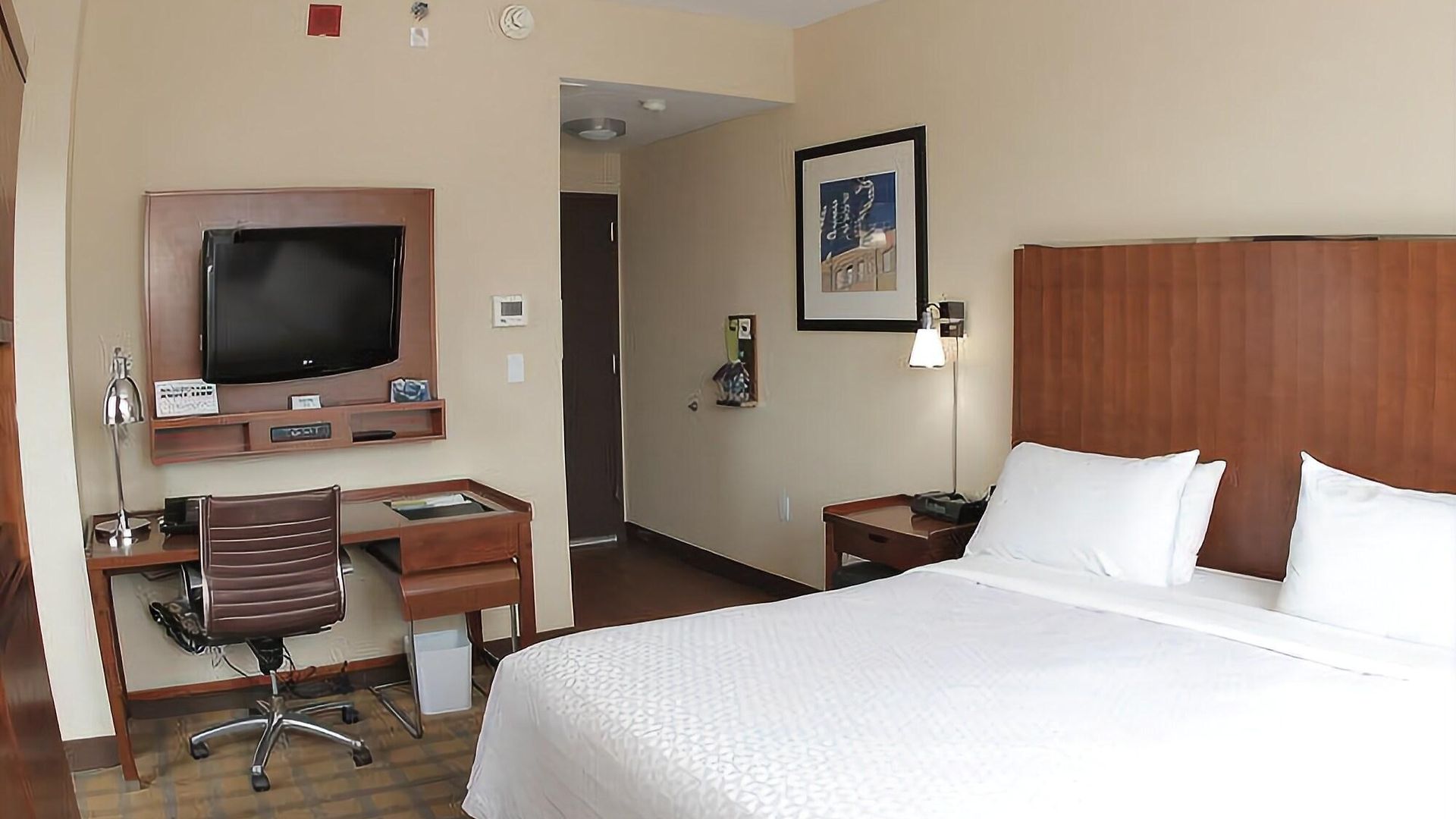 Vista Lic Hotel, Premier Collection By Western New York
