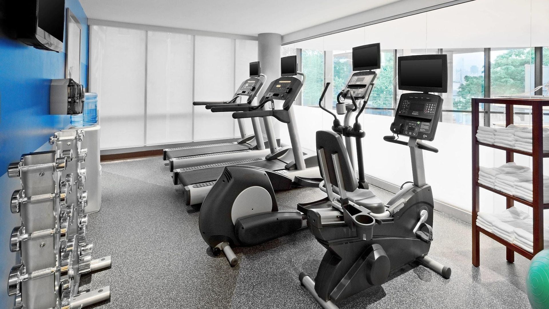 Vista Lic Hotel, Premier Collection By Western 3*
