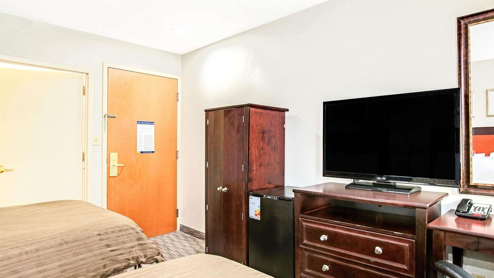 Days By Wyndham Long Island 3*