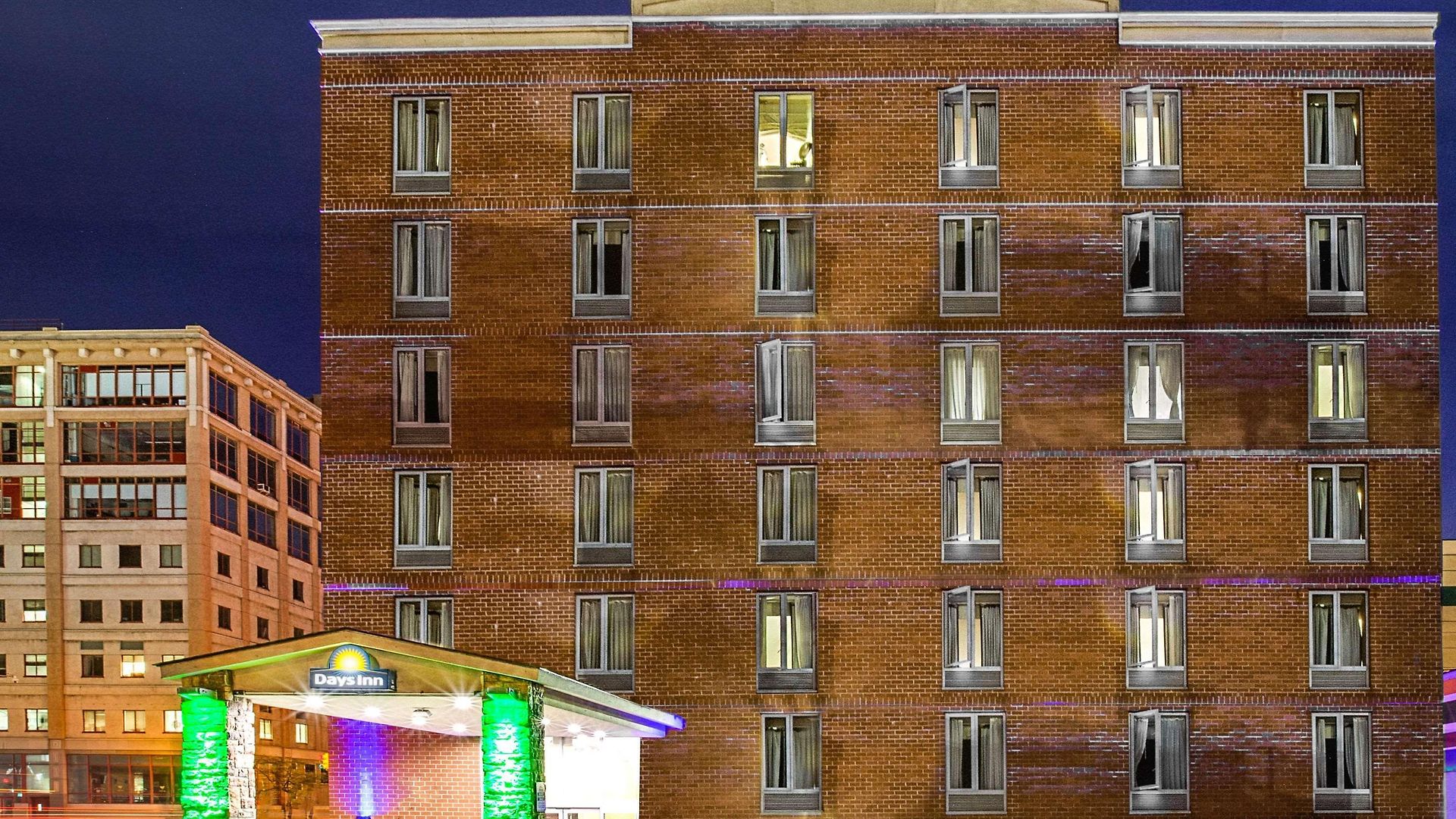 Hotel Days By Wyndham Long Island