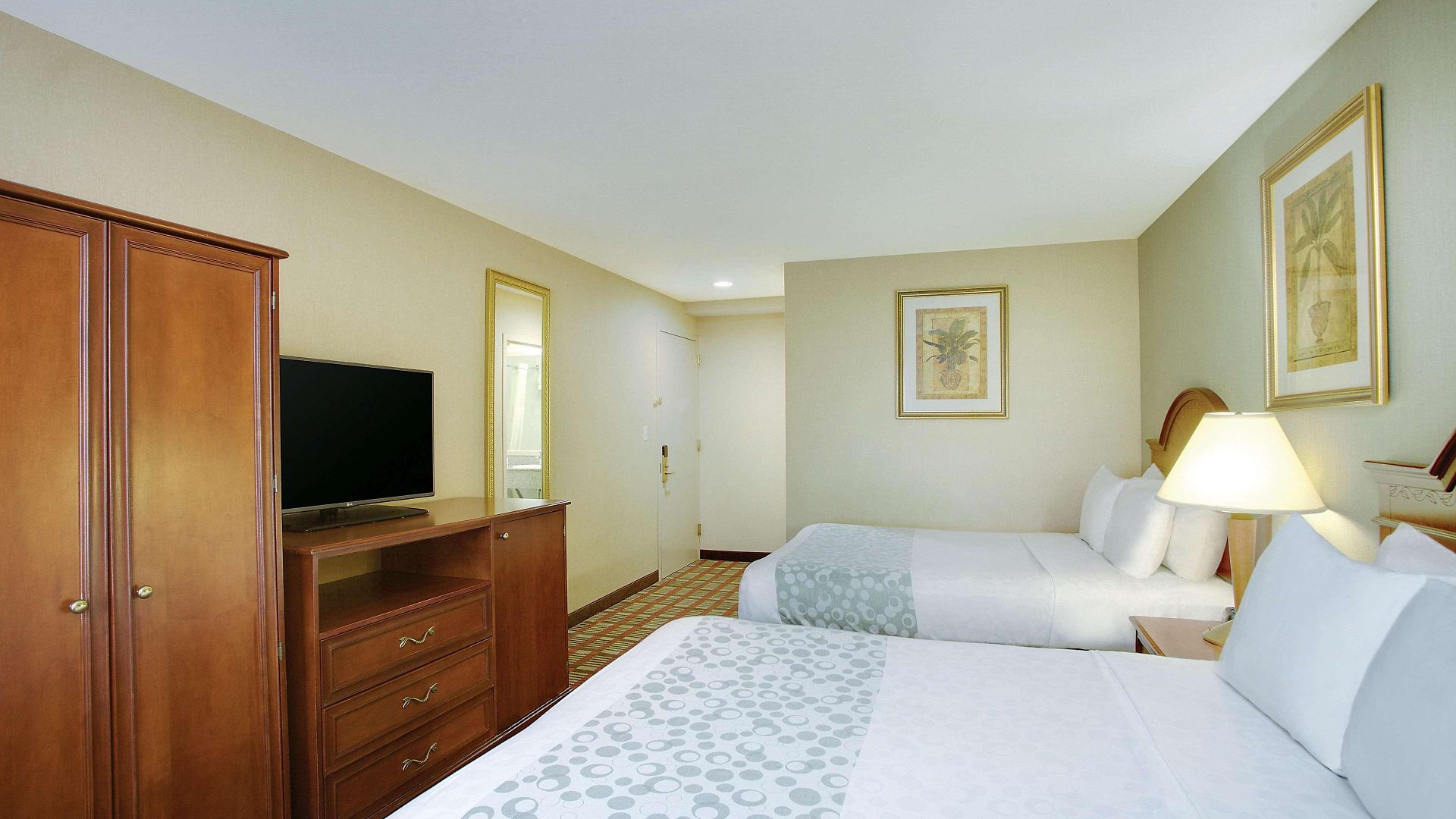 La Quinta By Wyndham Queens