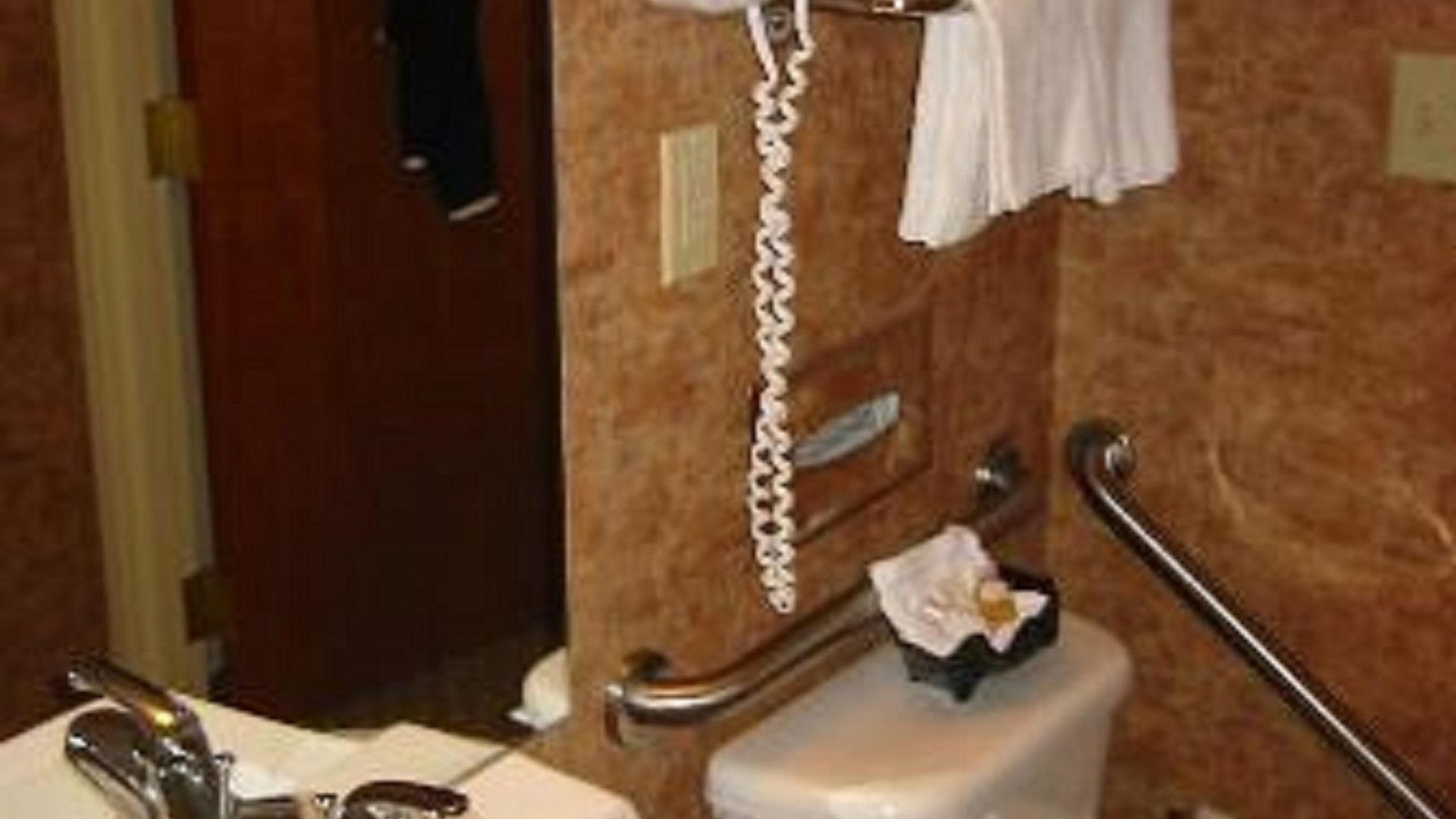 Red Lion & Long Island Hotel New York
