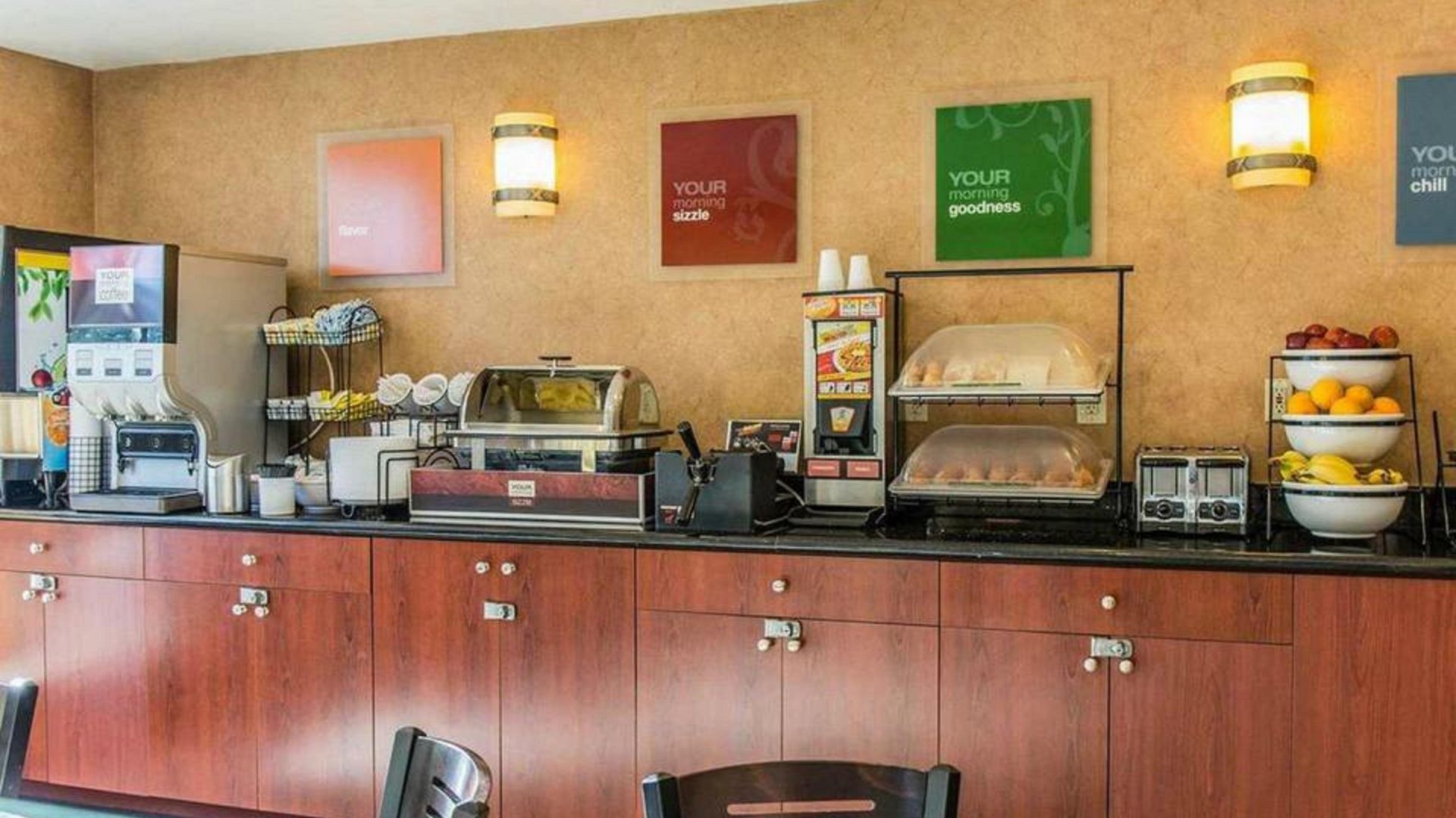 Red Lion & Long Island Hotel 3*