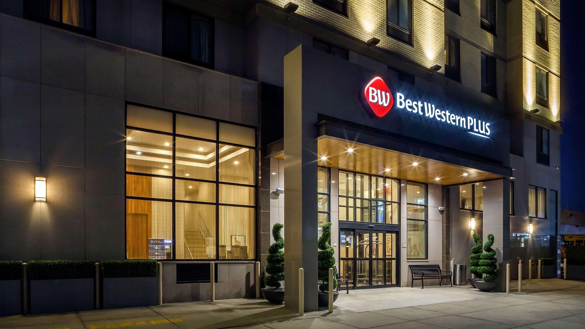 Western Plaza 3* New York