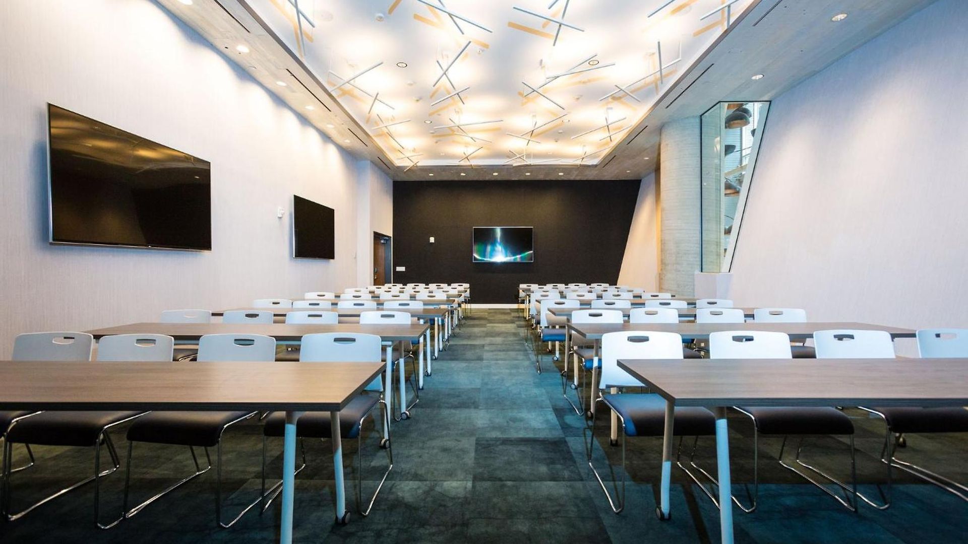 Crowne Plaza Hy36 Midtown Manhattan By Ihg New York