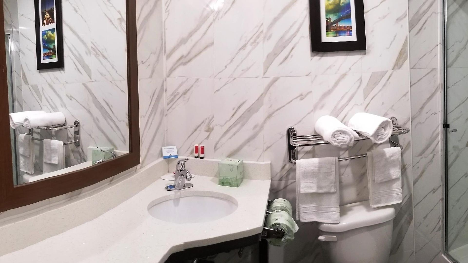 Hotel Days By Wyndham Brooklyn Marine Park 3*