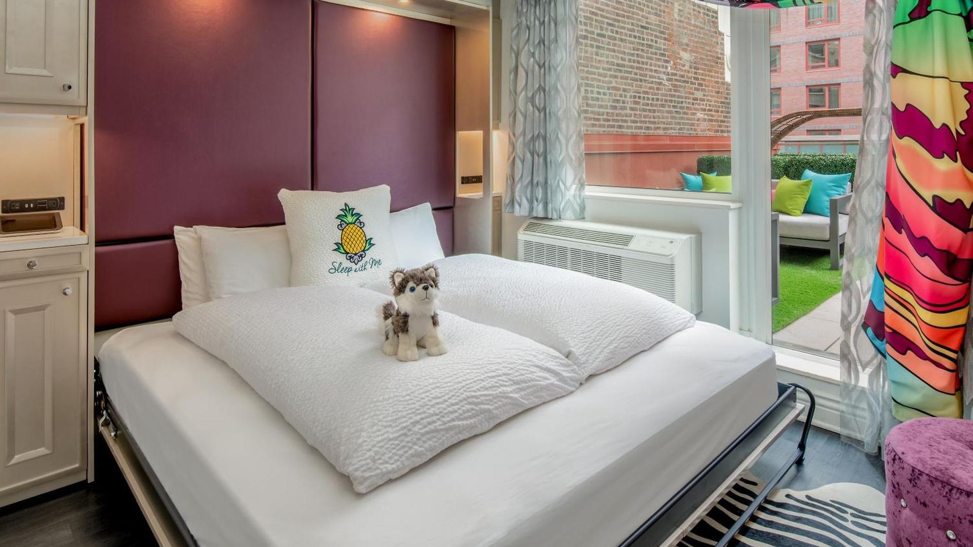 Staypineapple, An Artful Hotel, Midtown 4*