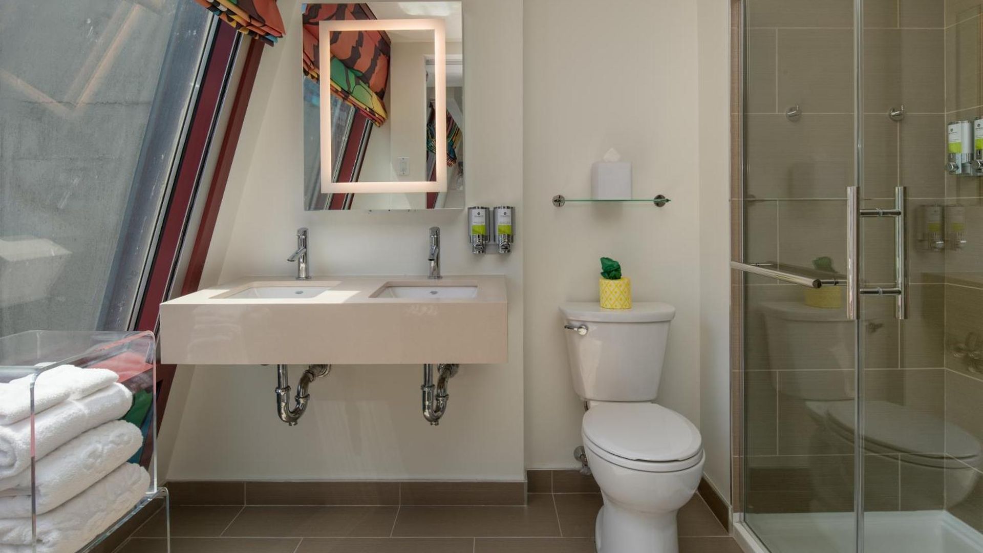 Staypineapple, An Artful Hotel, Midtown 4*