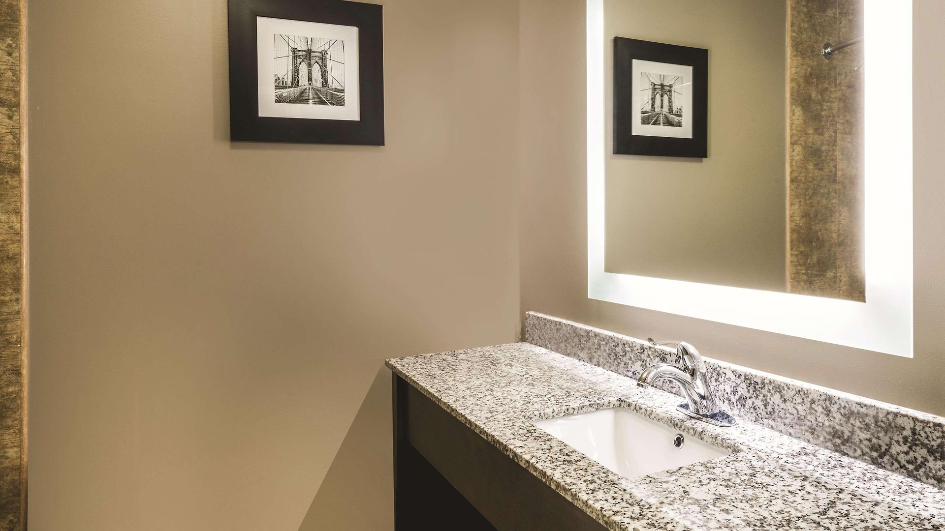 La Quinta By Wyndham Brooklyn Hotel 3*