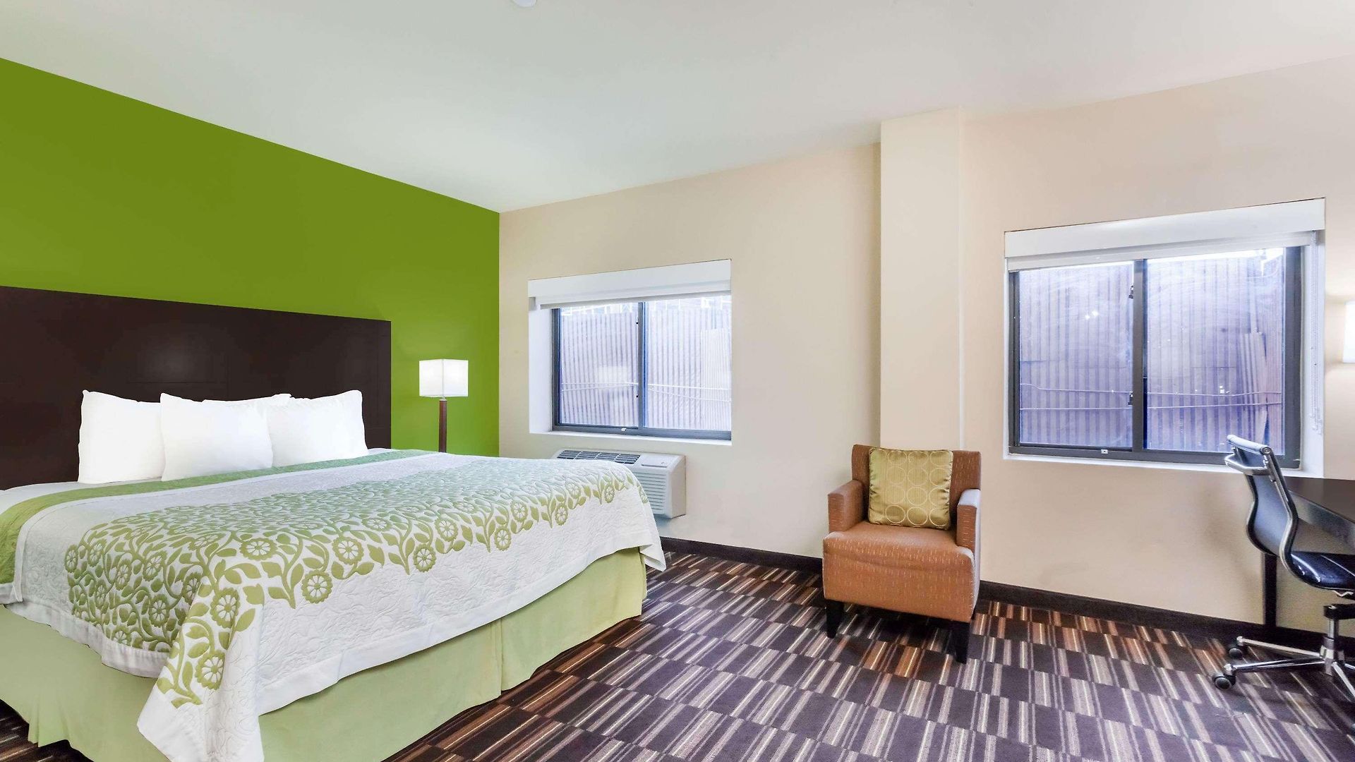 Hotel Days & By Wyndham Jamaica Jfk Airport