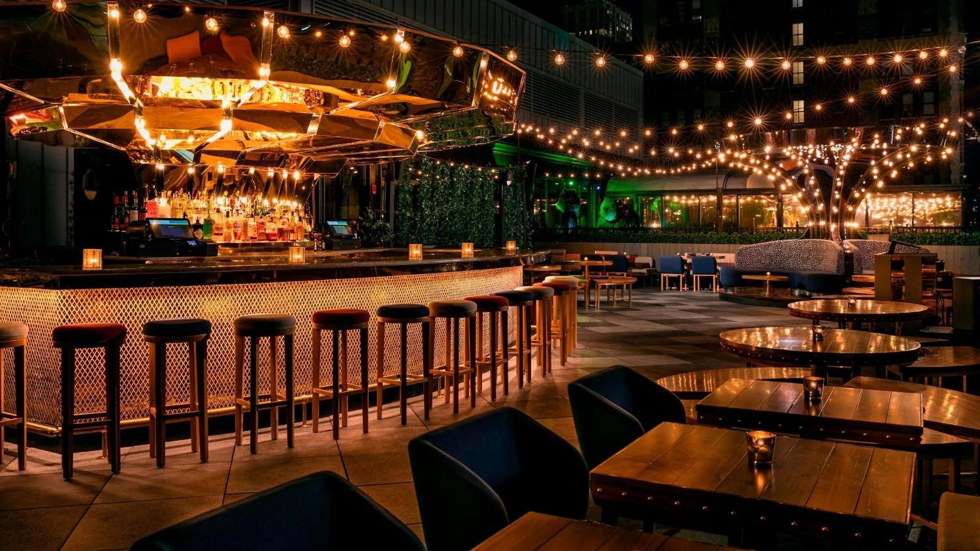 Moxy Nyc Times Square Hotel 3*
