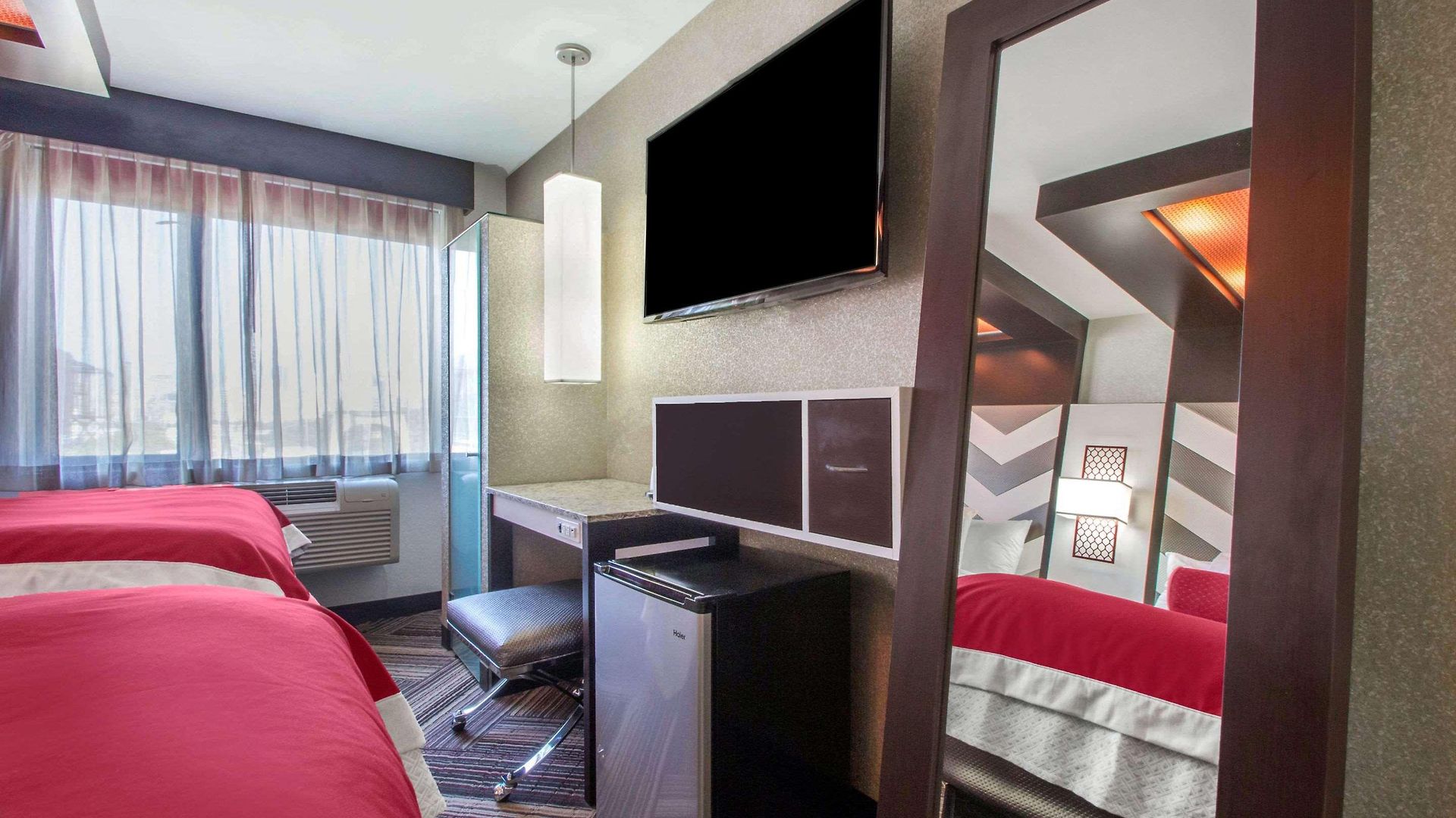 The Vue Hotel, Ascend Collection Hotel 3*