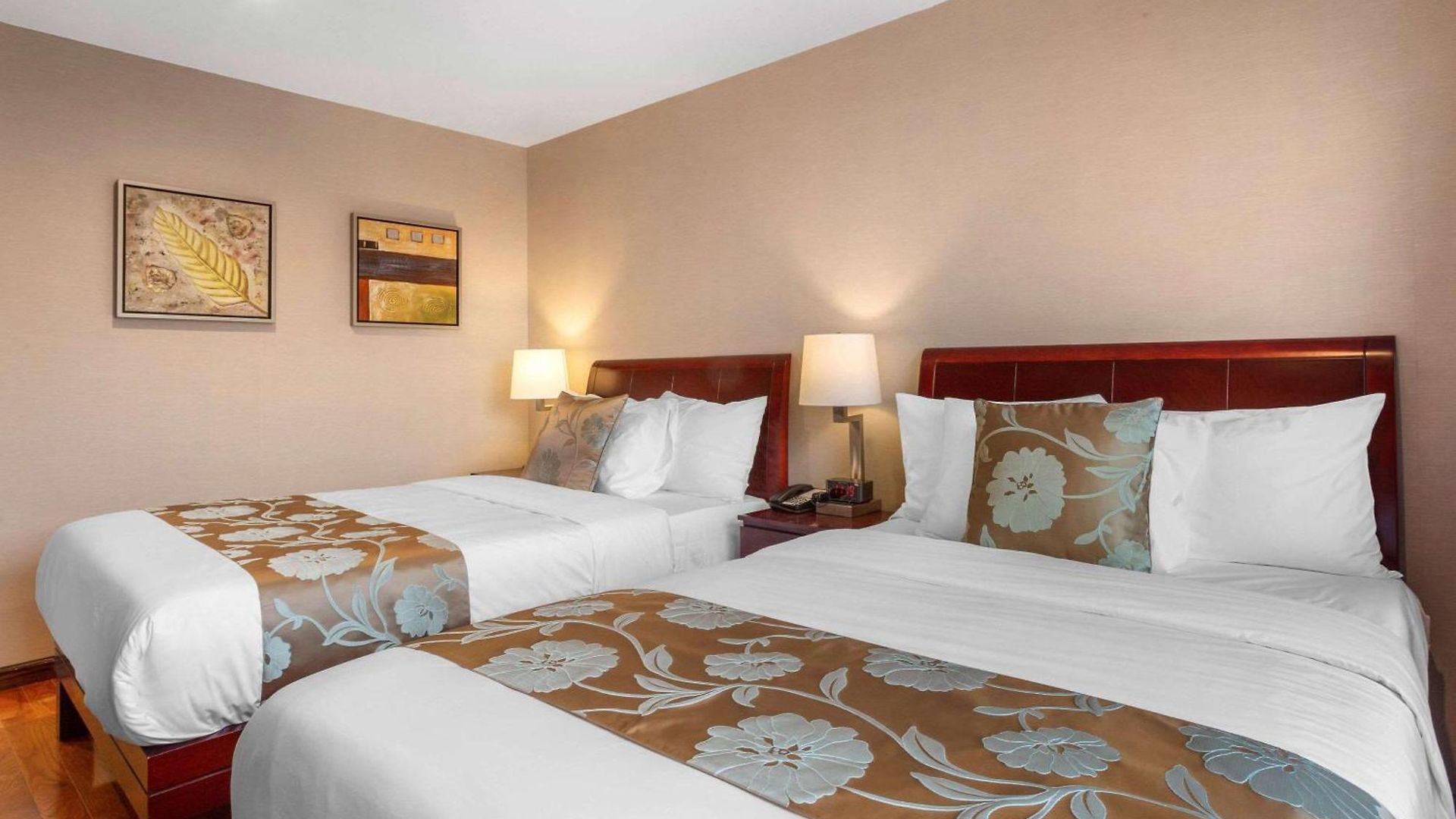 Hotel The L 3*