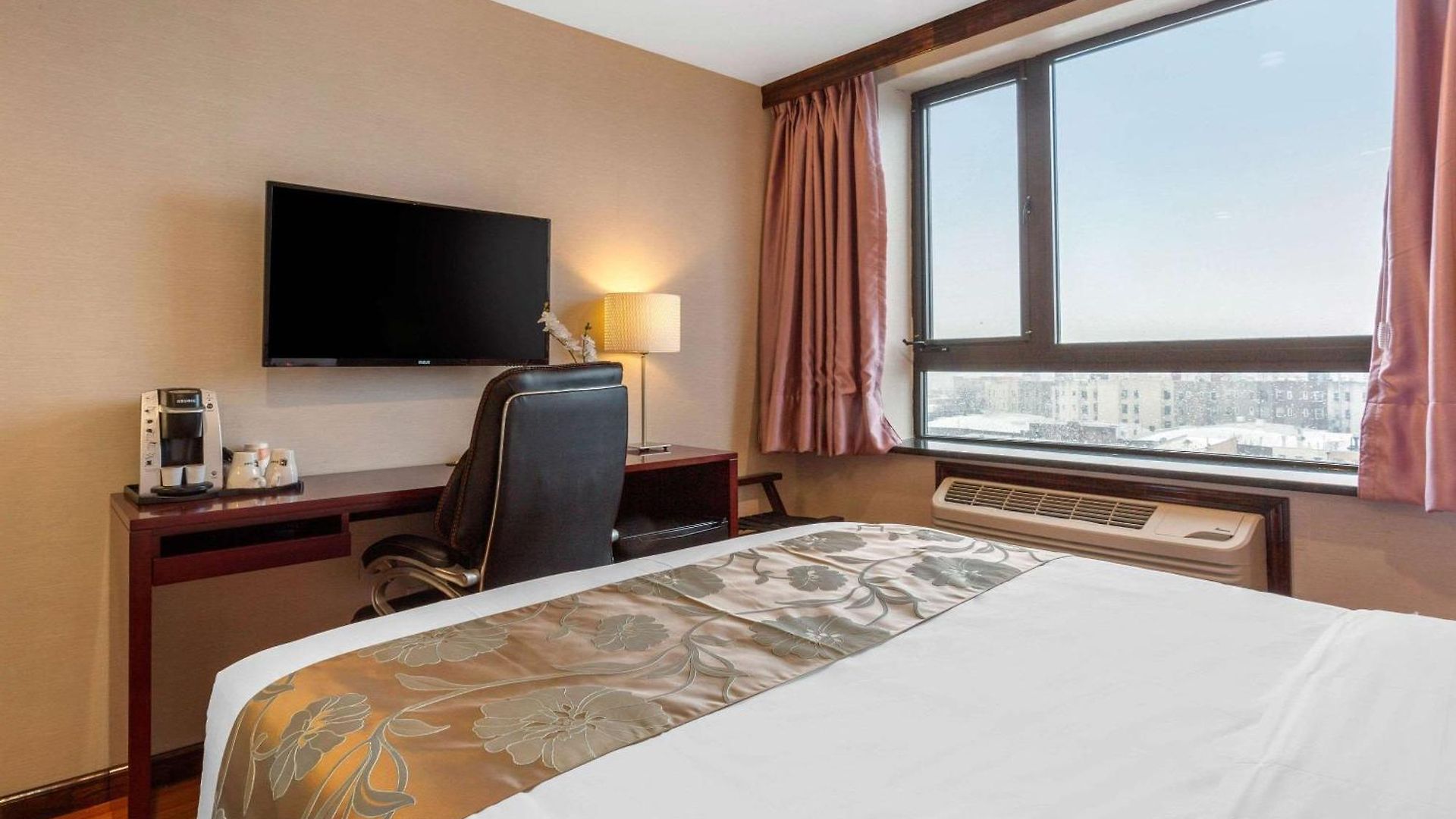 Hotel The L New York