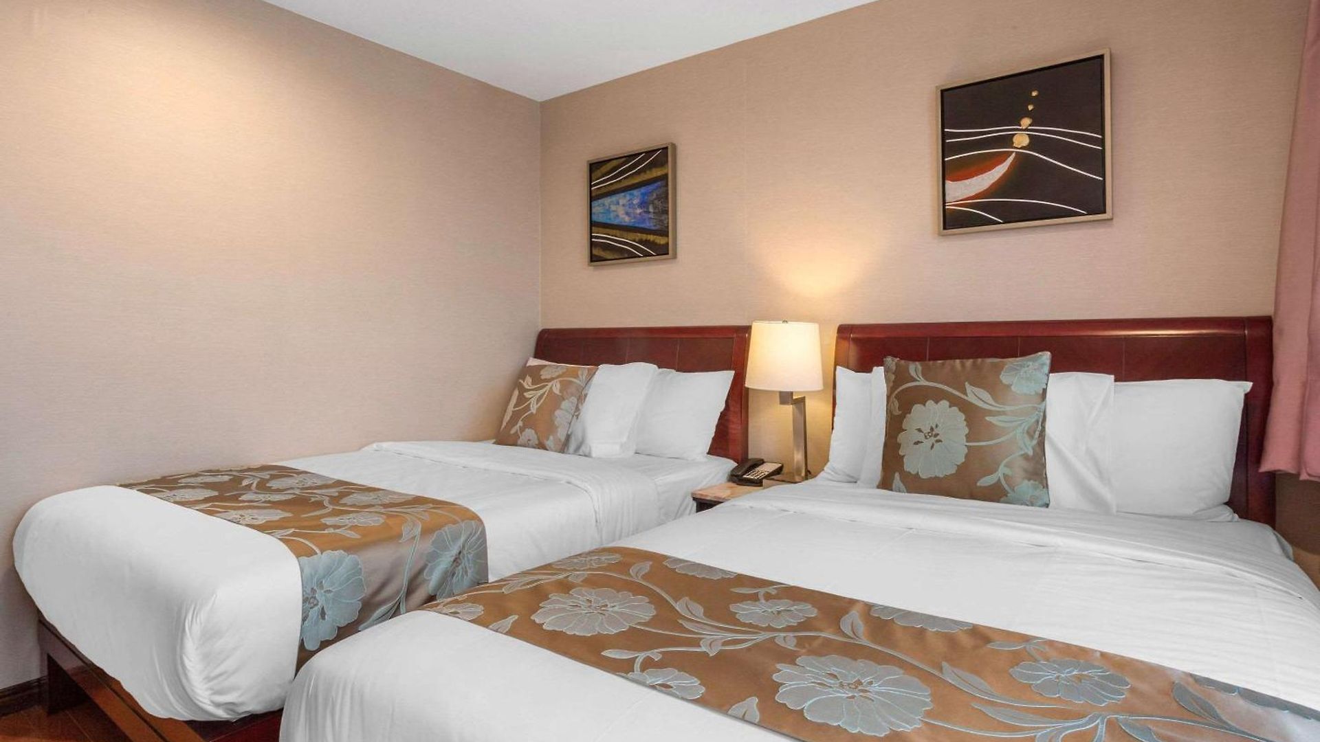 Hotel The L New York