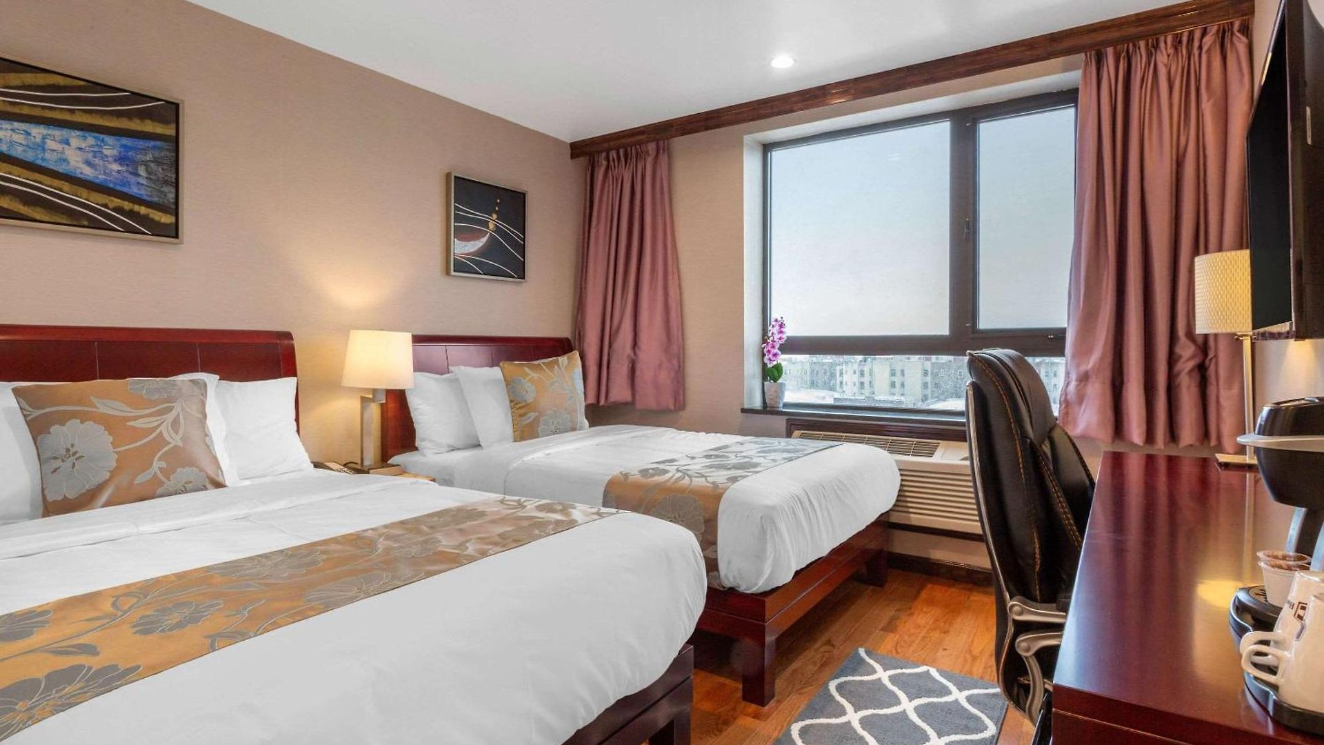 Hotel The L New York