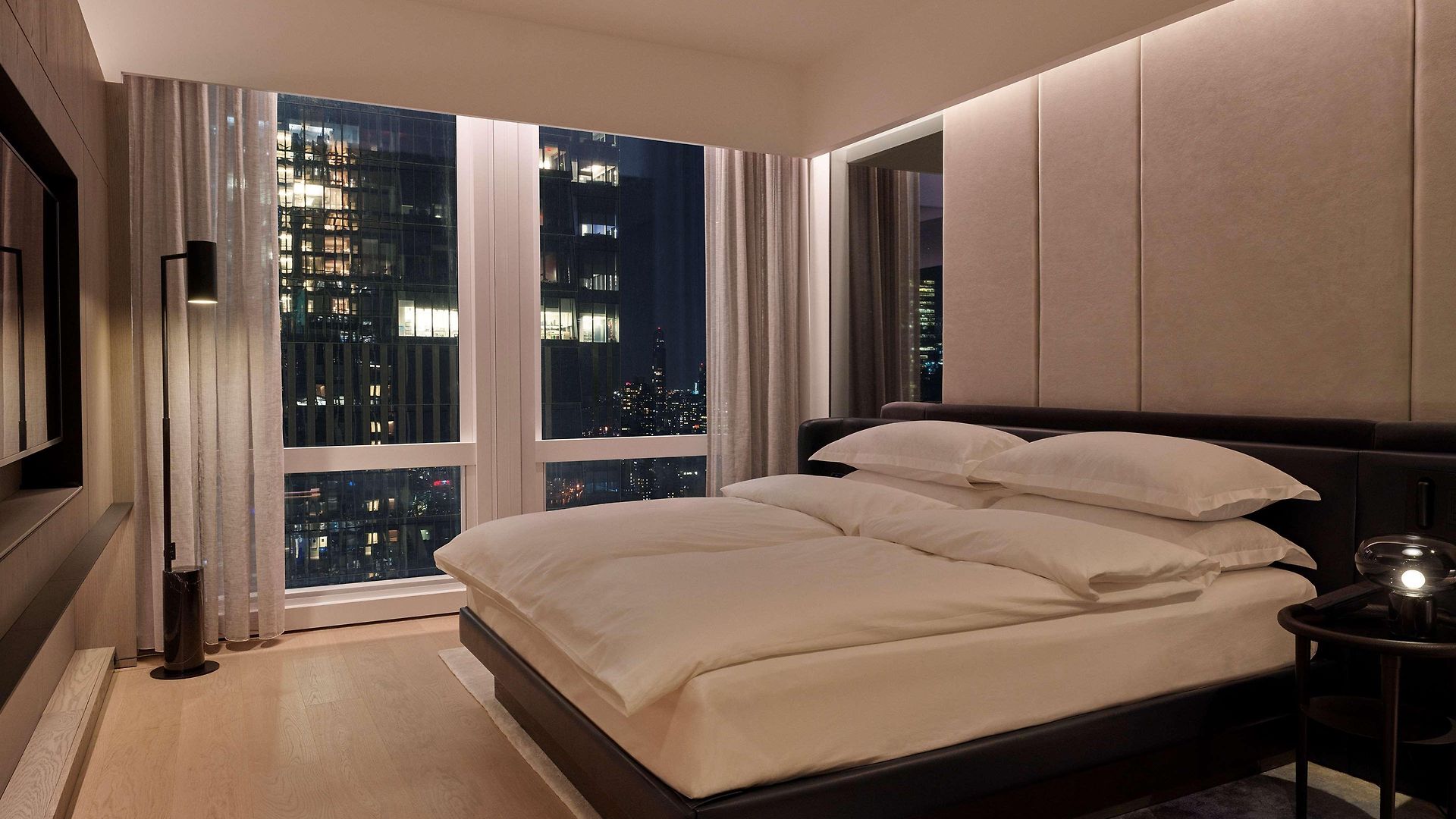 Equinox 5*
