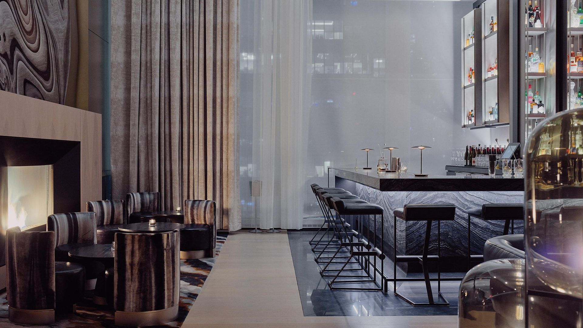 Equinox Hotel 5*