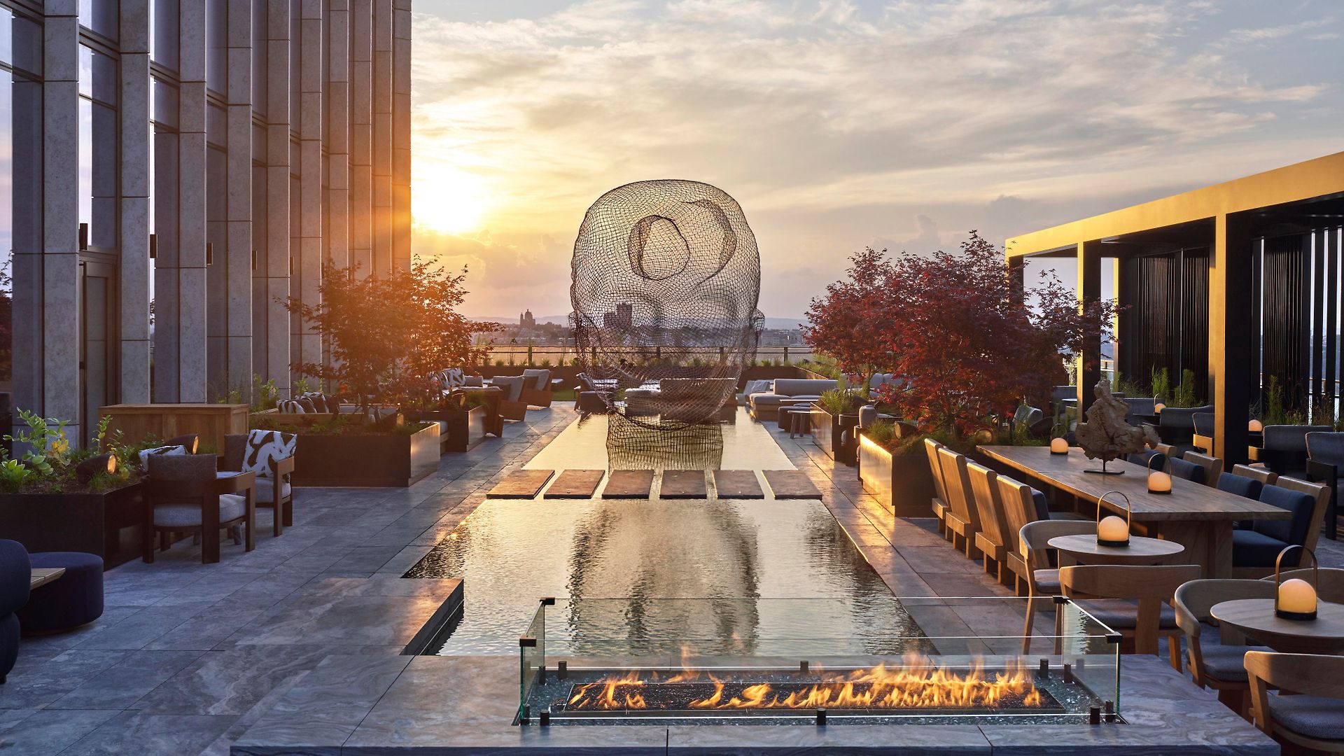 Equinox Hotel 5*