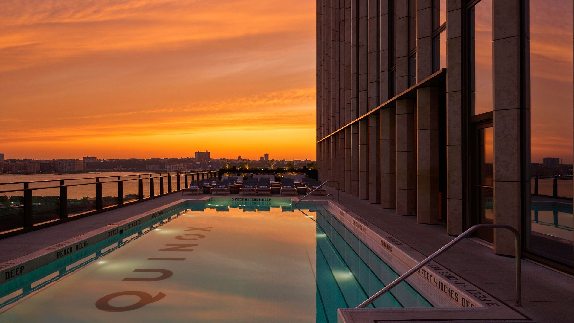 Hotel Equinox 5*