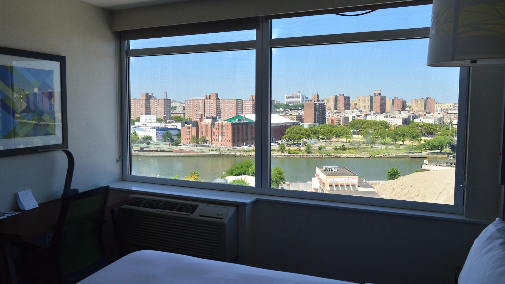 Express - Bronx Nyc - Yankee Stadium, An Ihg 3*