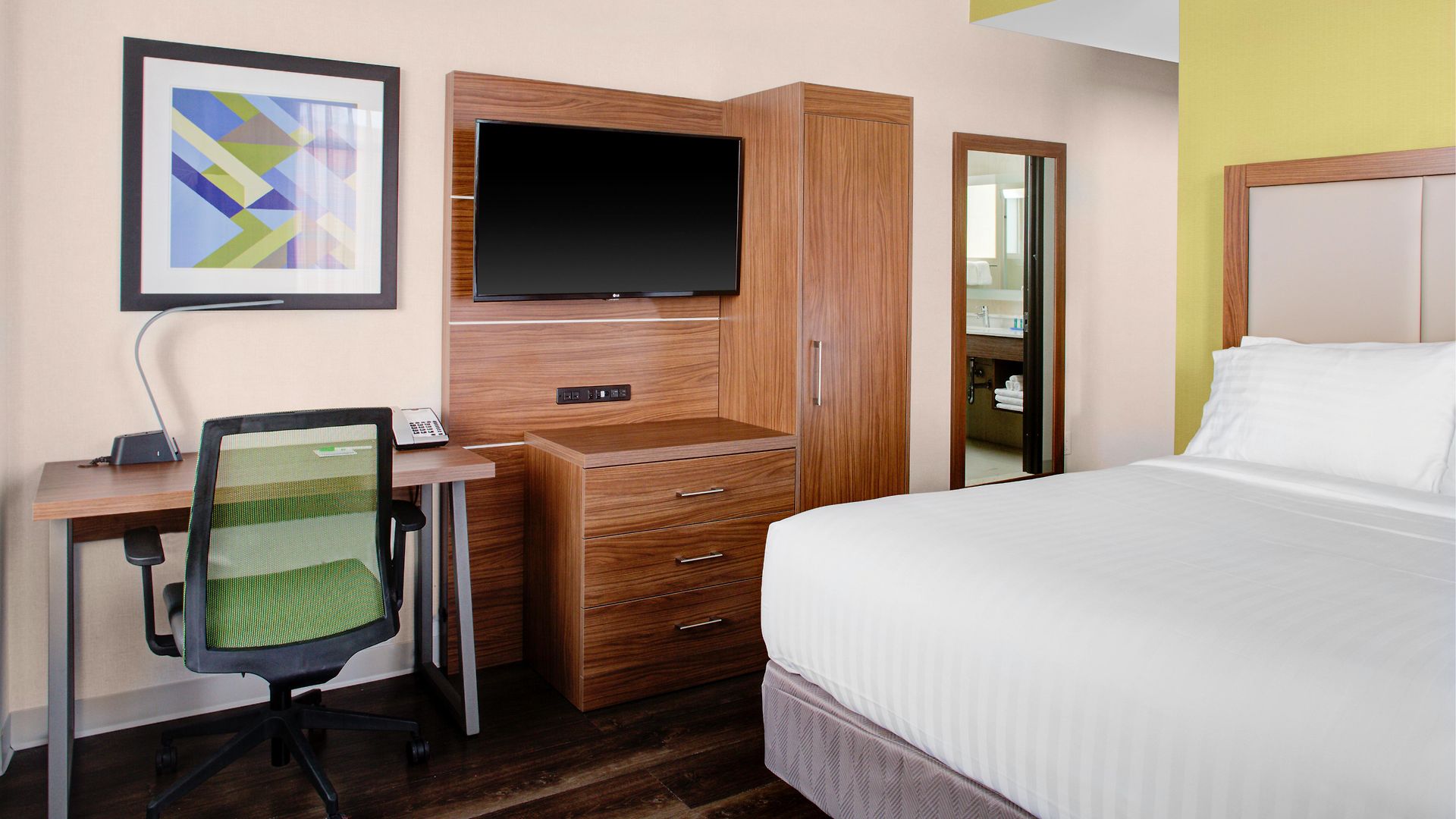 Express - Bronx Nyc - Yankee Stadium, An Ihg New York
