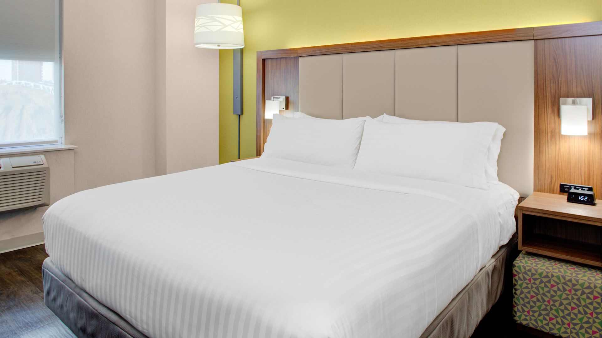 Express - Bronx Nyc - Yankee Stadium, An Ihg