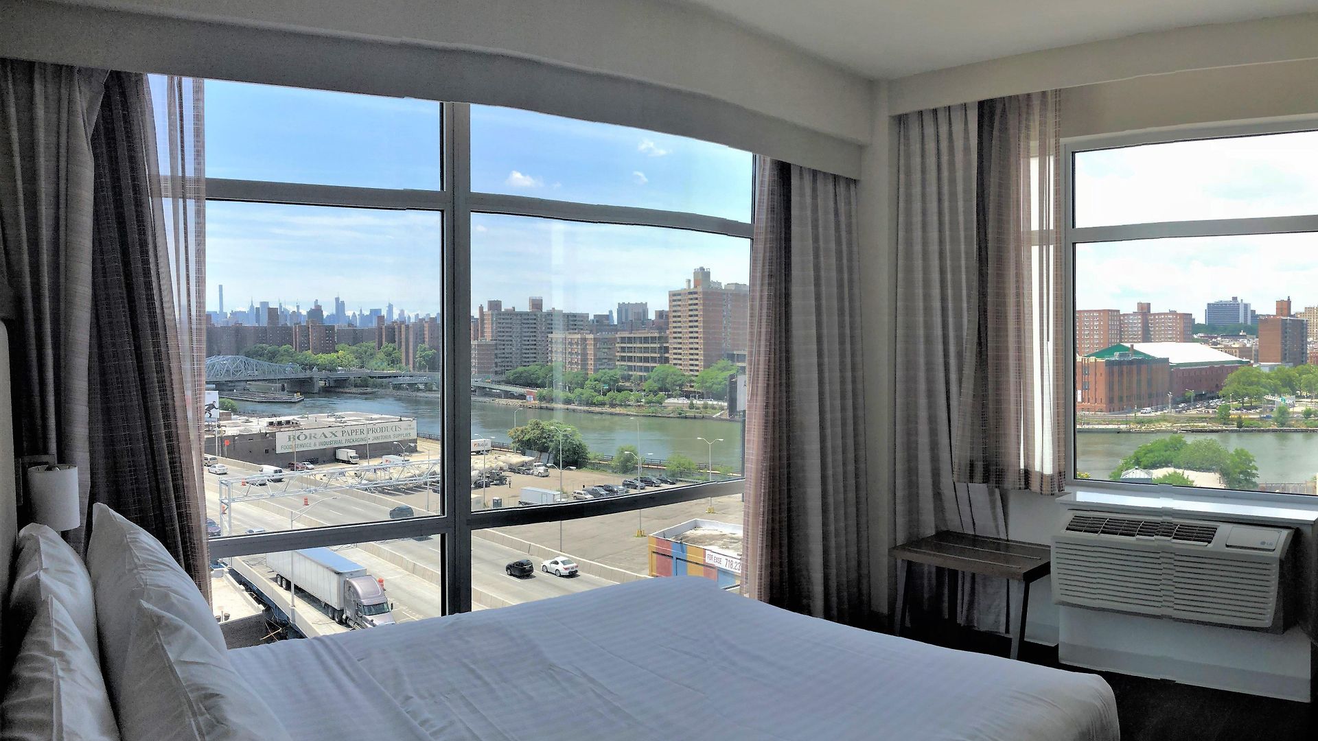 Express - Bronx Nyc - Yankee Stadium, An Ihg Hotel 3*