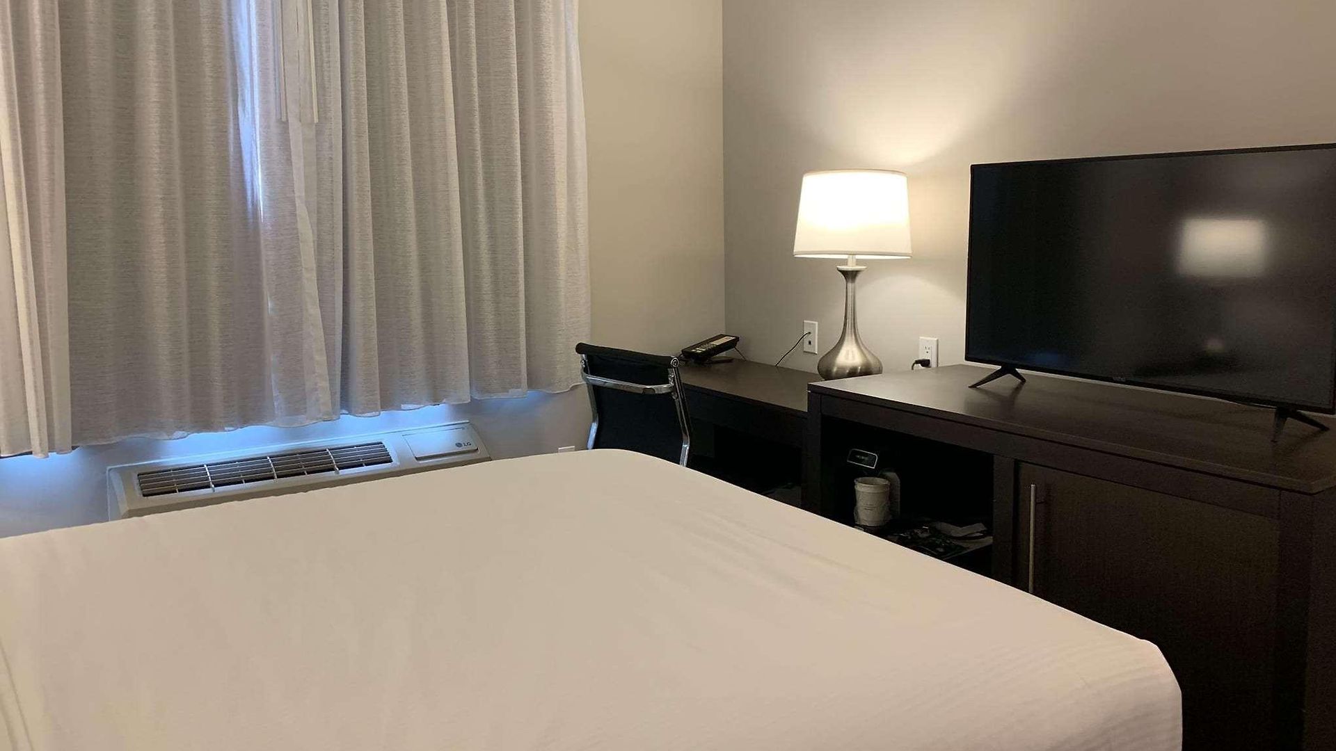 Wingate By Wyndham Jfk Airport, Far Rockaway Ny Hotel New York