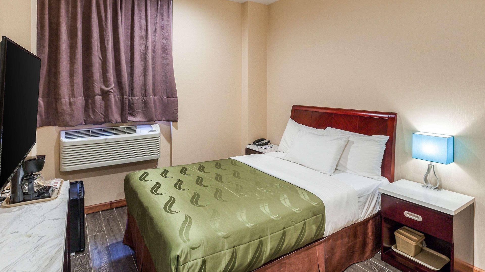 Hotel Quality Near Sunset Park New York