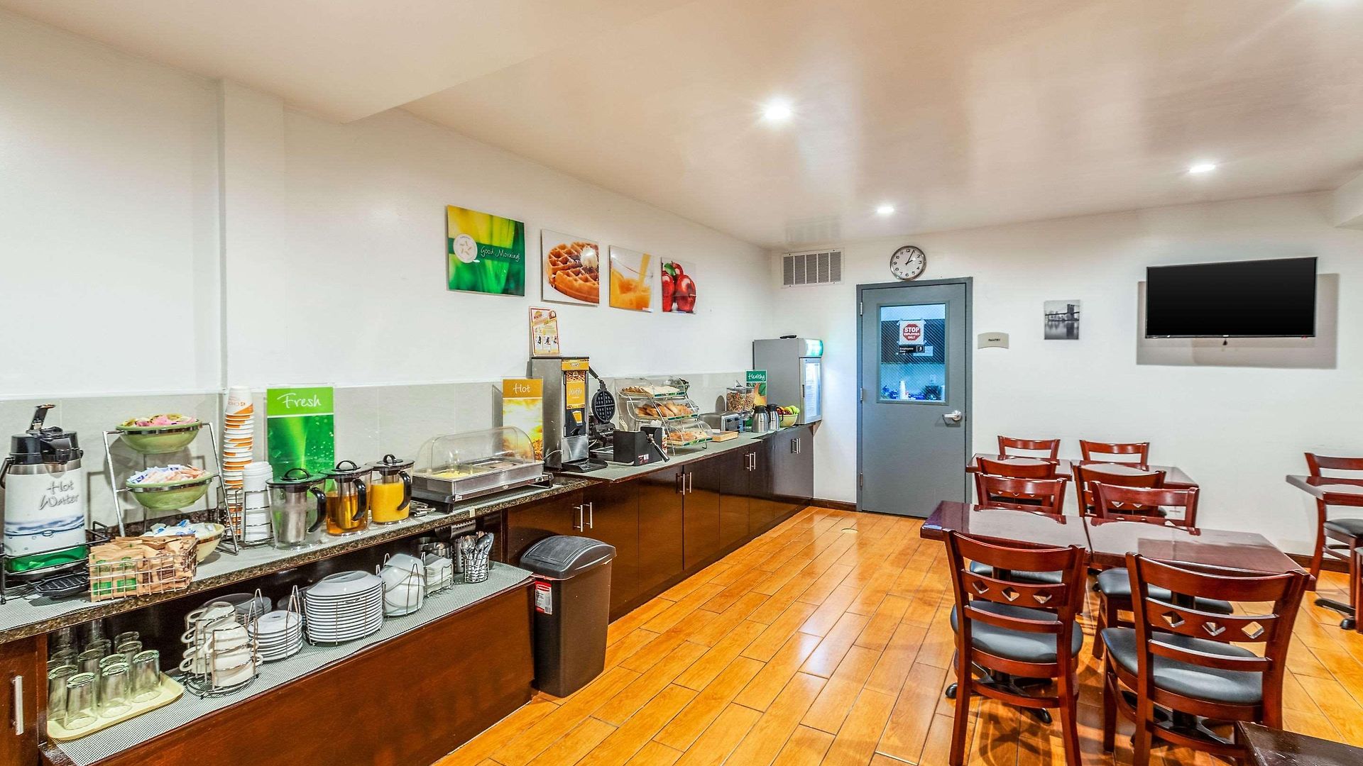 Hotel Quality Near Sunset Park 3*