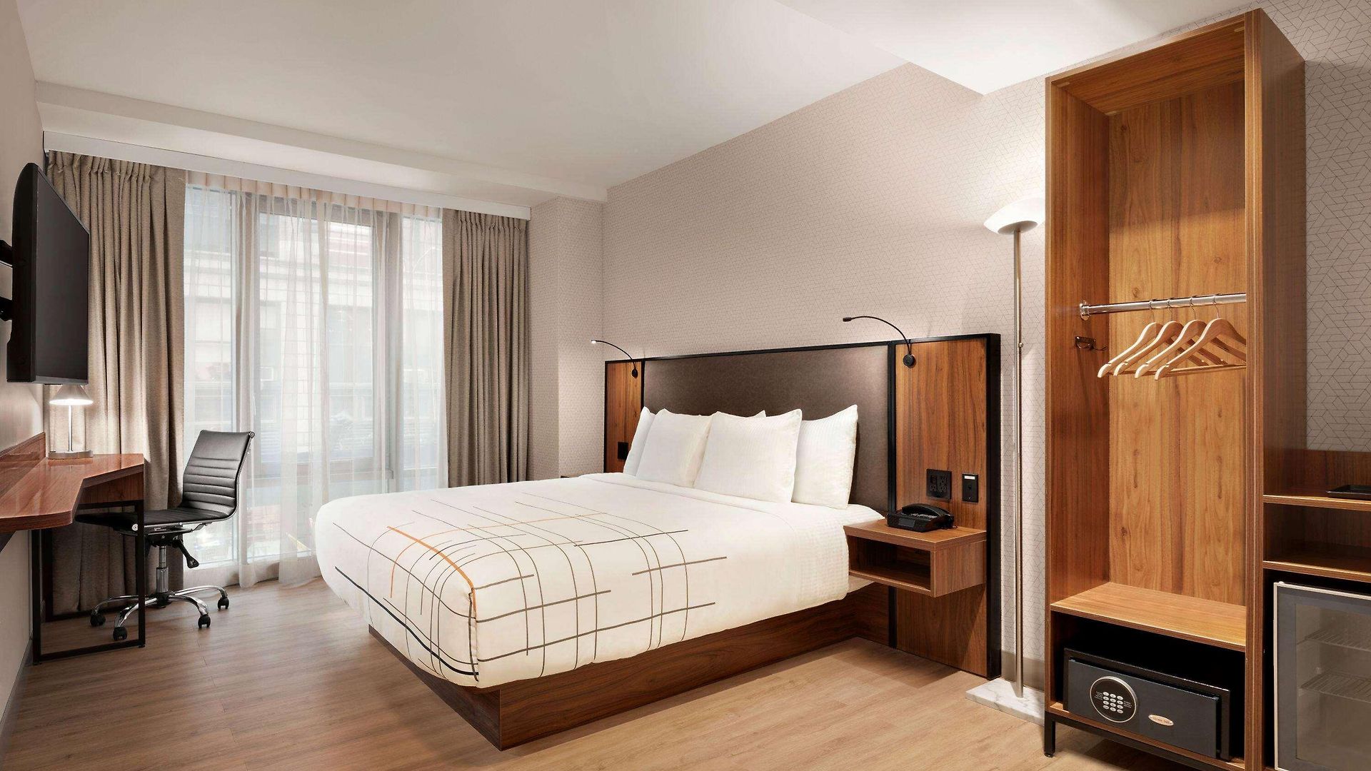 La Quinta By Wyndham Time Square South