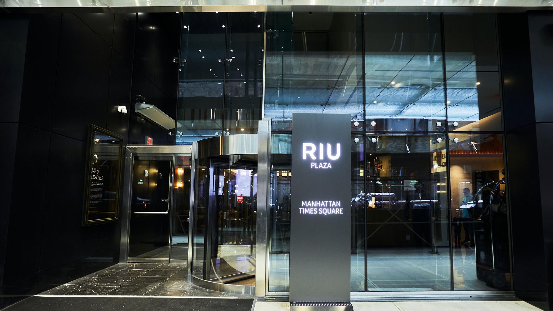 Riu Plaza Manhattan Times Square 4*
