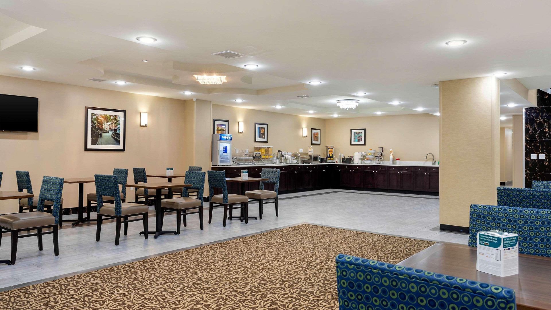 Hotel Comfort & Near Jfk Air Train 3*