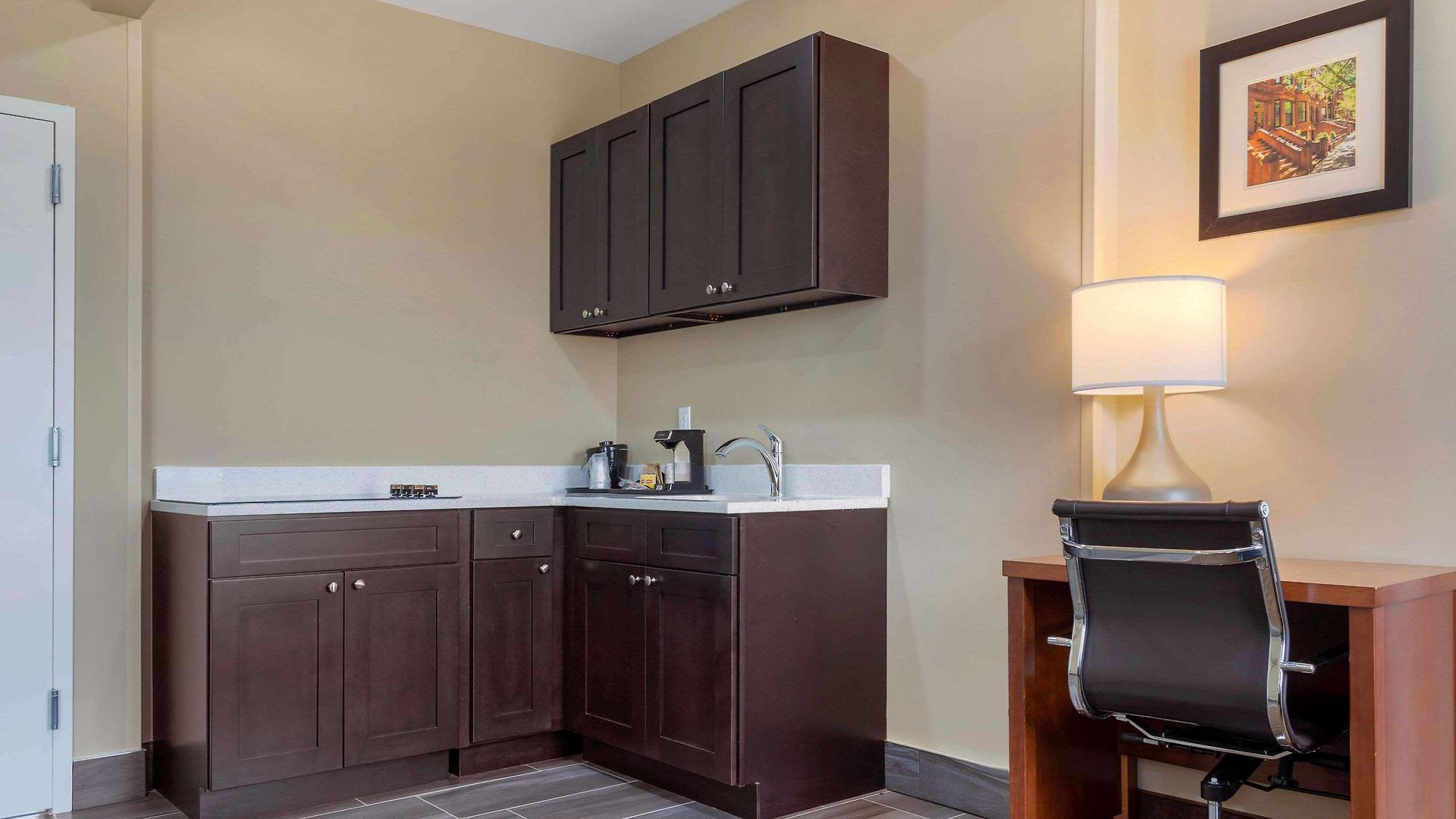 Hotel Comfort & Near Jfk Air Train