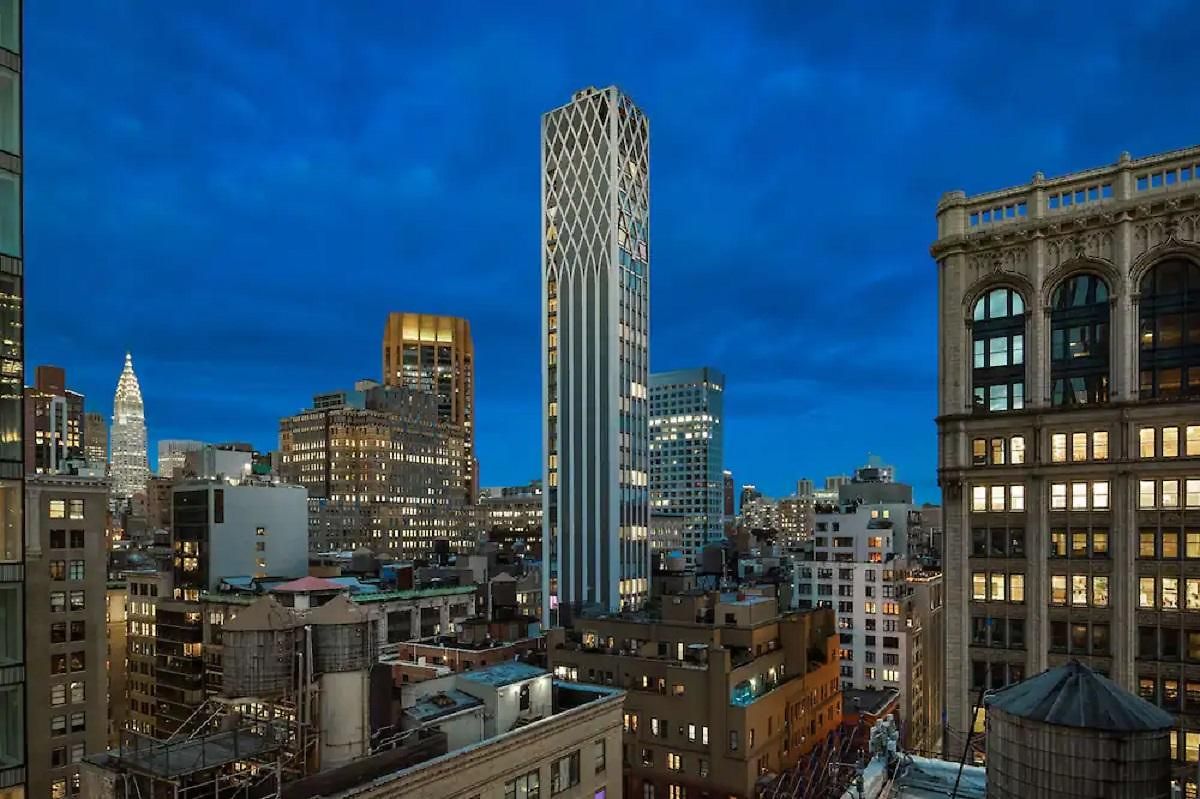 Hotel Western Premier Empire State 3*
