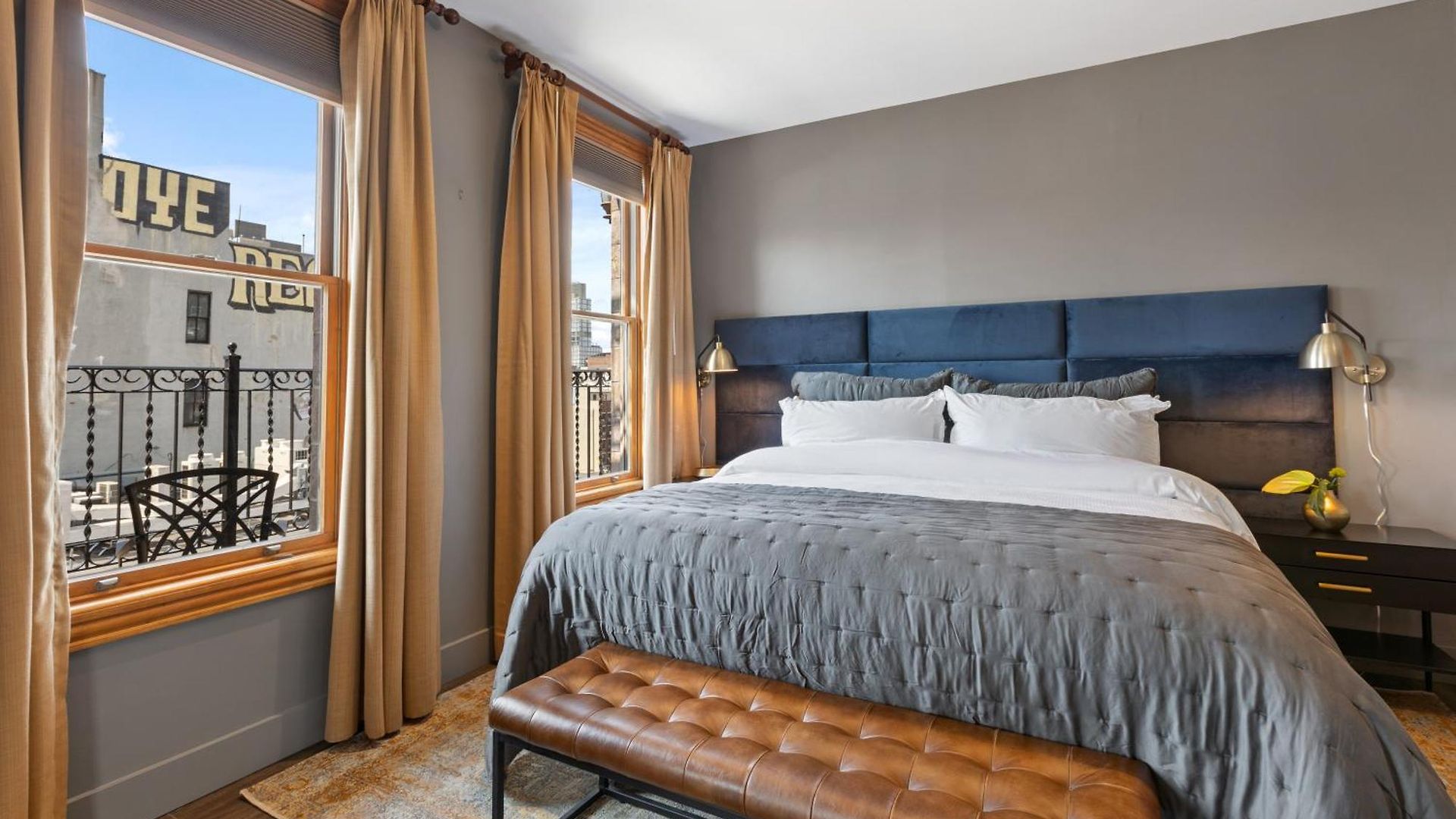 The Historic Blue Moon - Nyc Hotel 4*