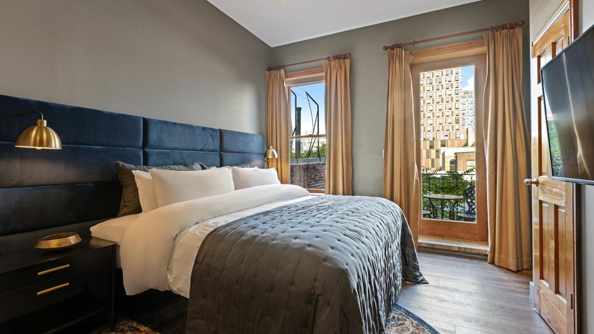 Hotel The Historic Blue Moon - Nyc