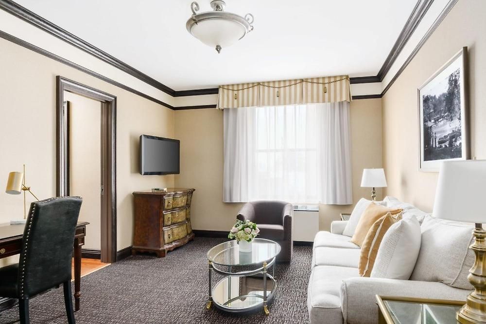 Lucerne 4*