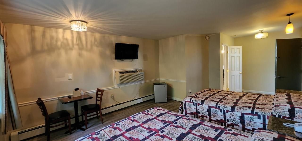 Hotel Essence Collection Staten Island 3*