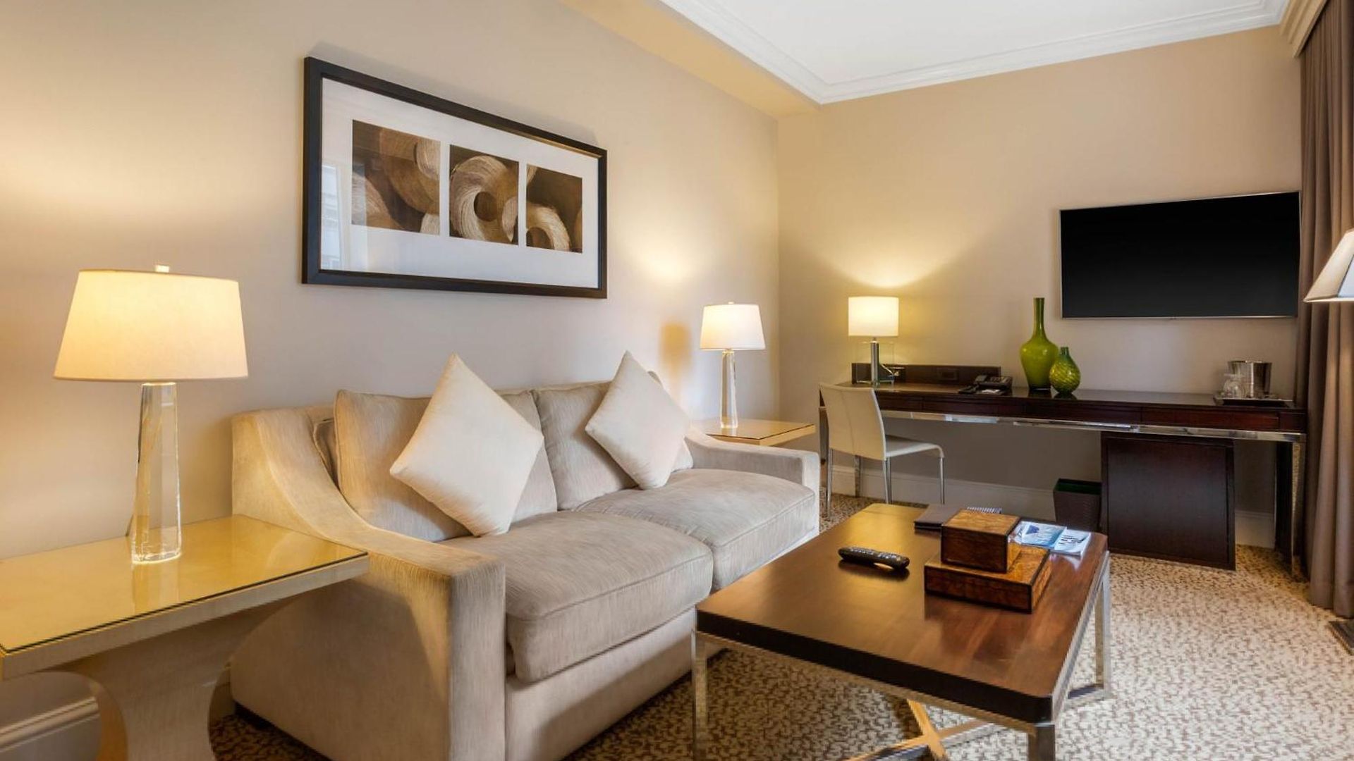 Omni Berkshire Place New York