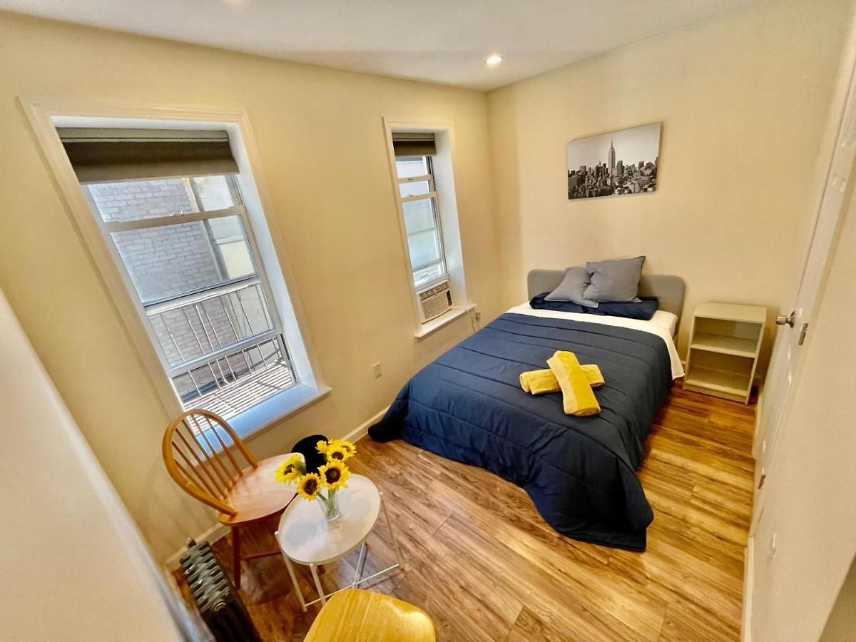 Apartment 2 Bedrooms Apartament 1 Block From Manhattan