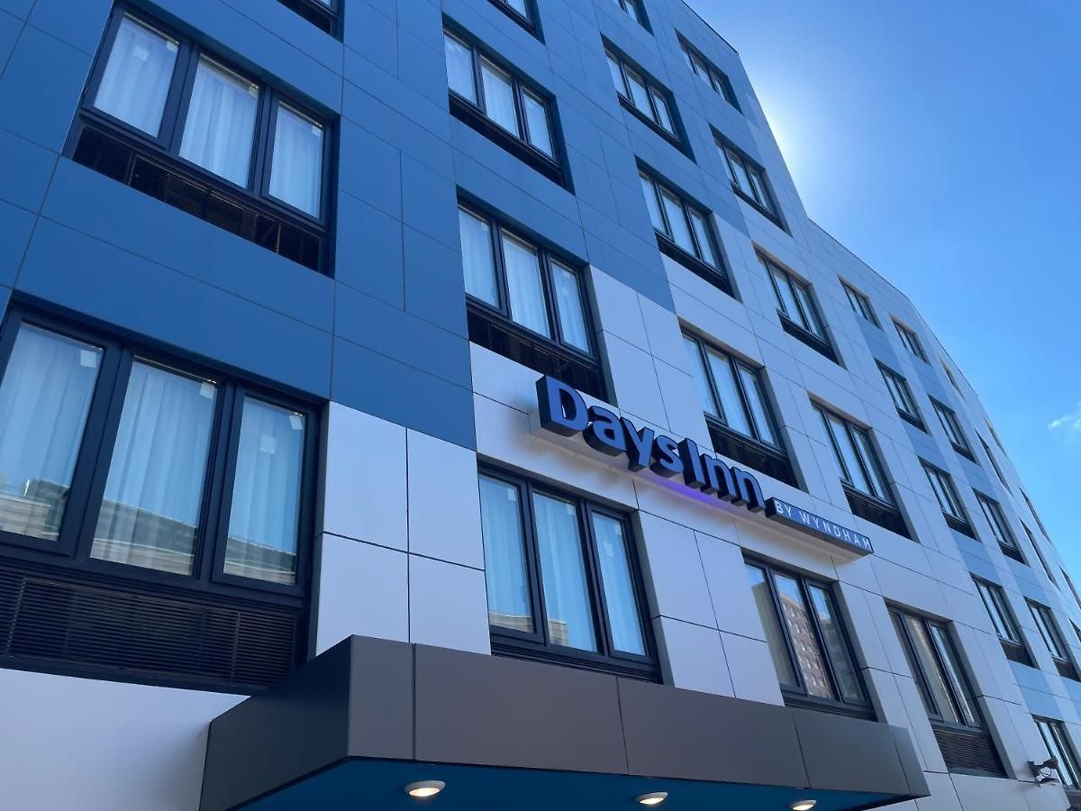 Days By Wyndham Bronx Nyc New York